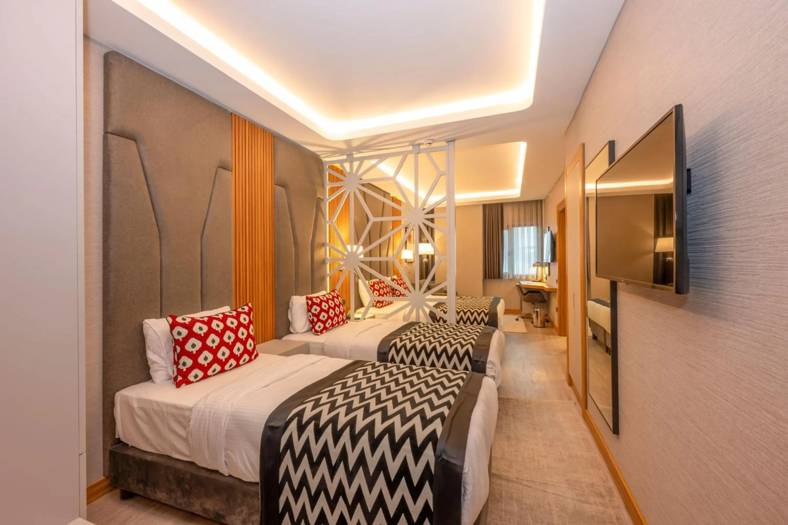 Quiet street view, Bed in Ramada Encore by Wyndham Istanbul Sisli Quiet street view, Bed in Ramada Encore by Wyndham Istanbul Sisli