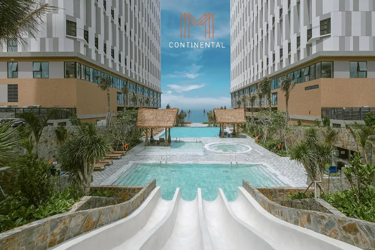 Swimming pool in M Continental by Mandala Mui Ne Swimming pool in M Continental by Mandala Mui Ne