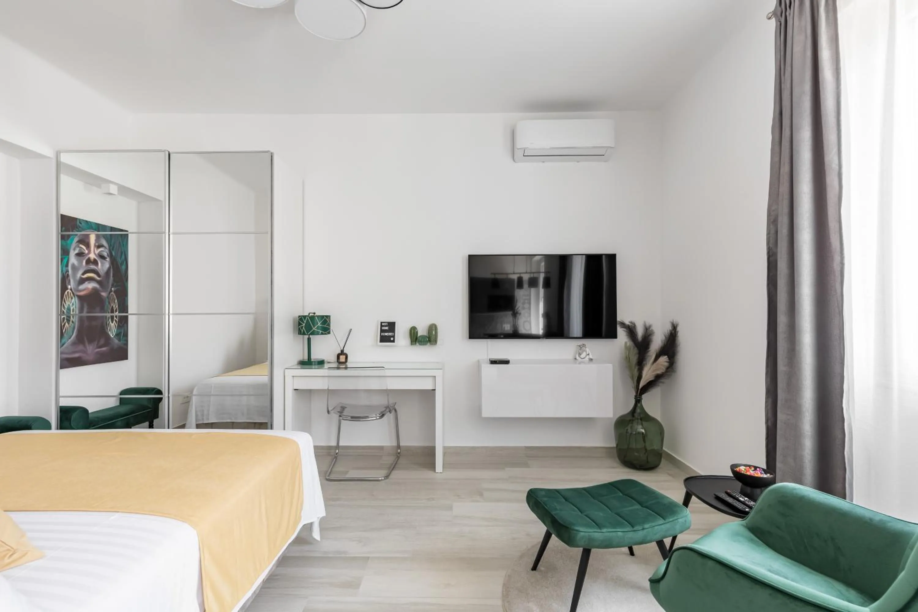 Studio apartment Home