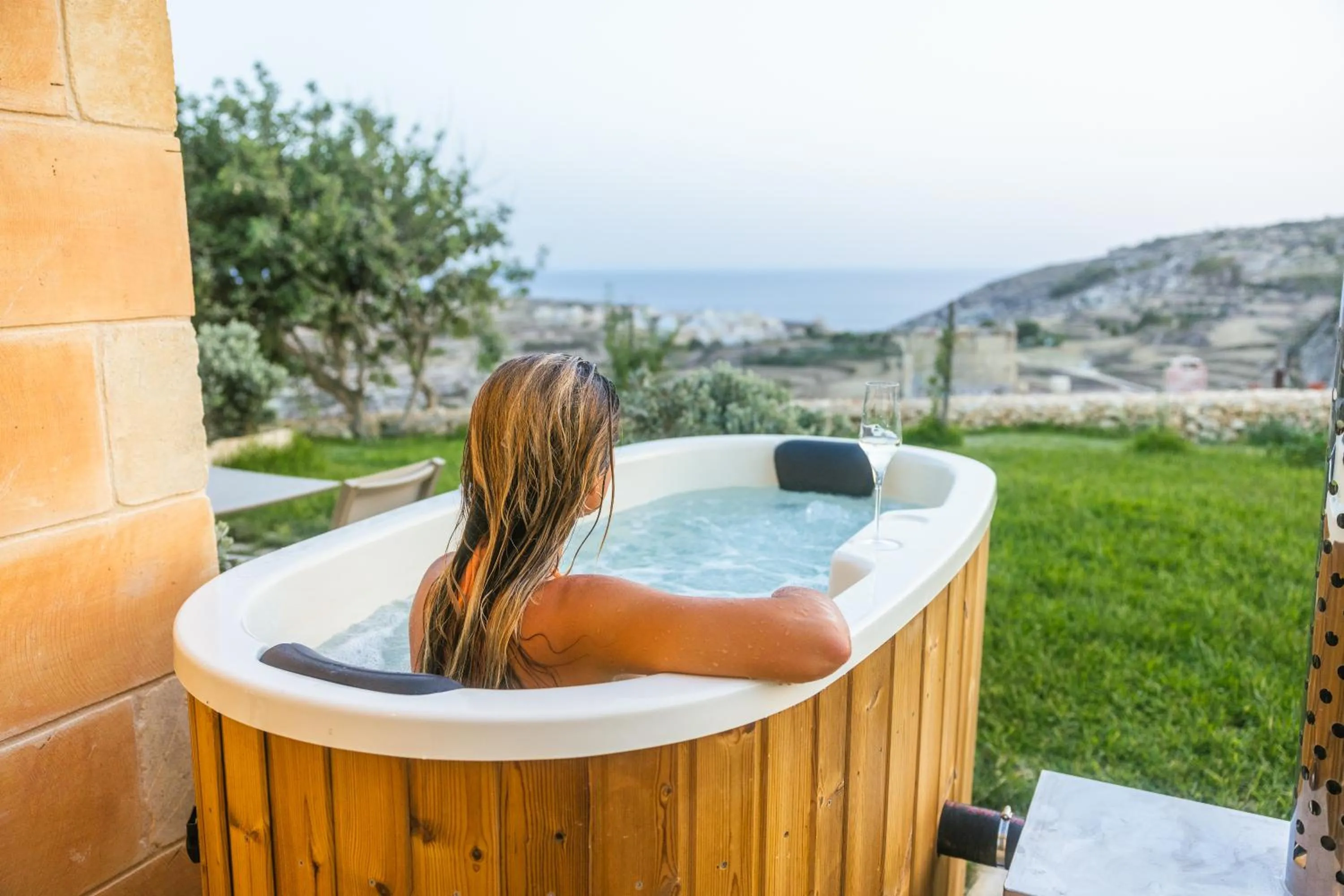Hot Tub in Tuta Agrotourism