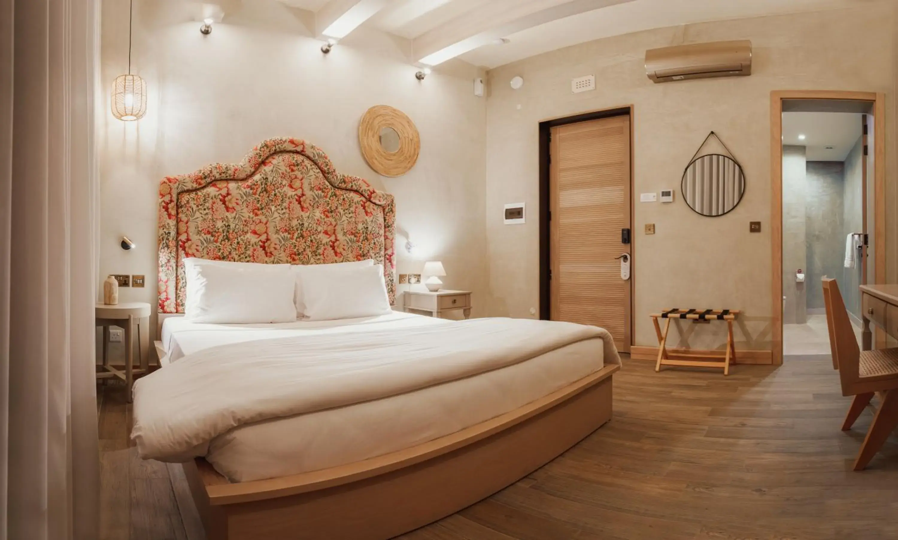 Deluxe Double Room with Sea View in Tuta Agrotourism Deluxe Double Room with Sea View in Tuta Agrotourism