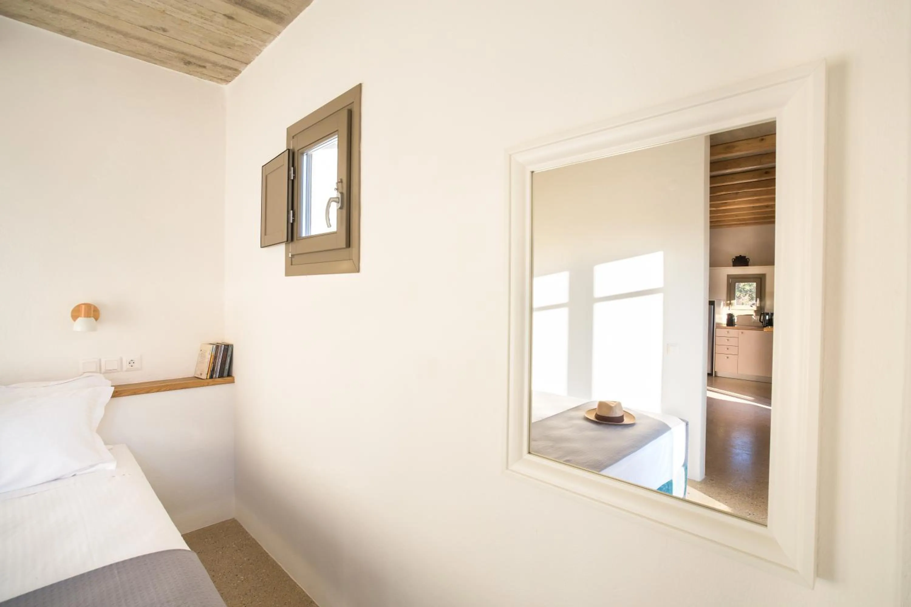 Bedroom, Bed in Flaros Village