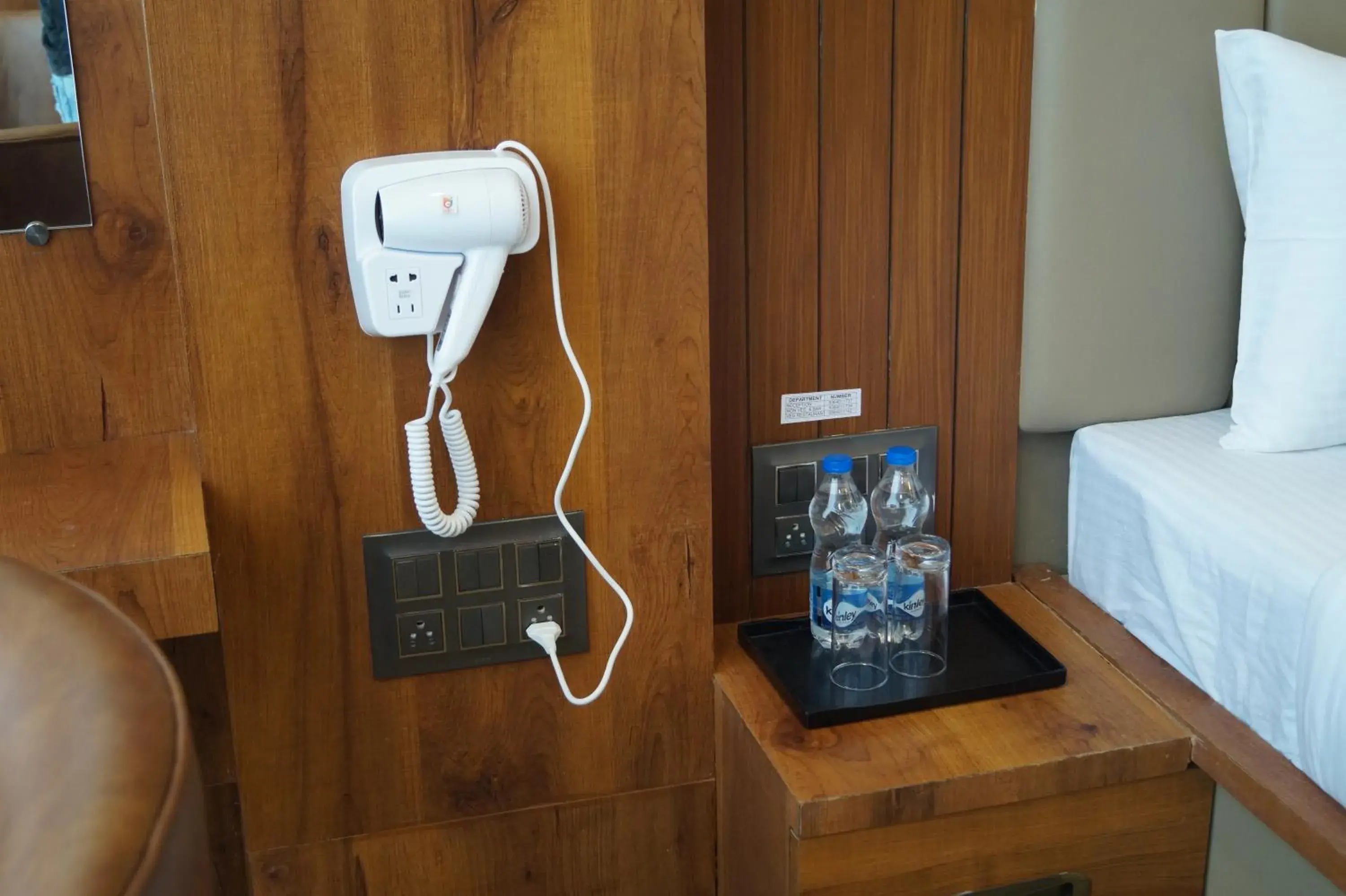 Bed in Hotel Varun Mansion Hassan Bed in Hotel Varun Mansion Hassan