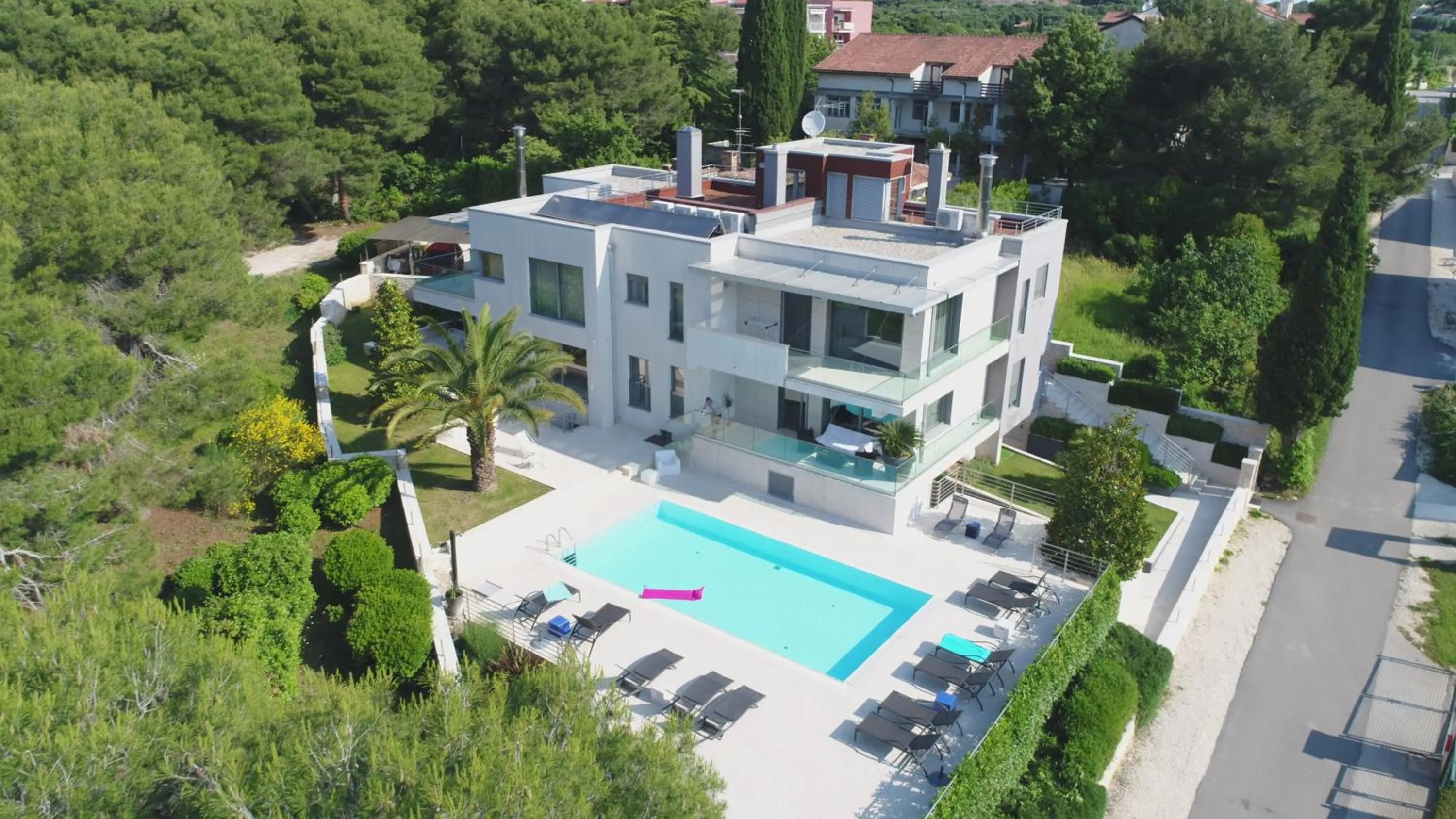 Property building in Villa Valsavia, apartment Valsavia with pool and SPA