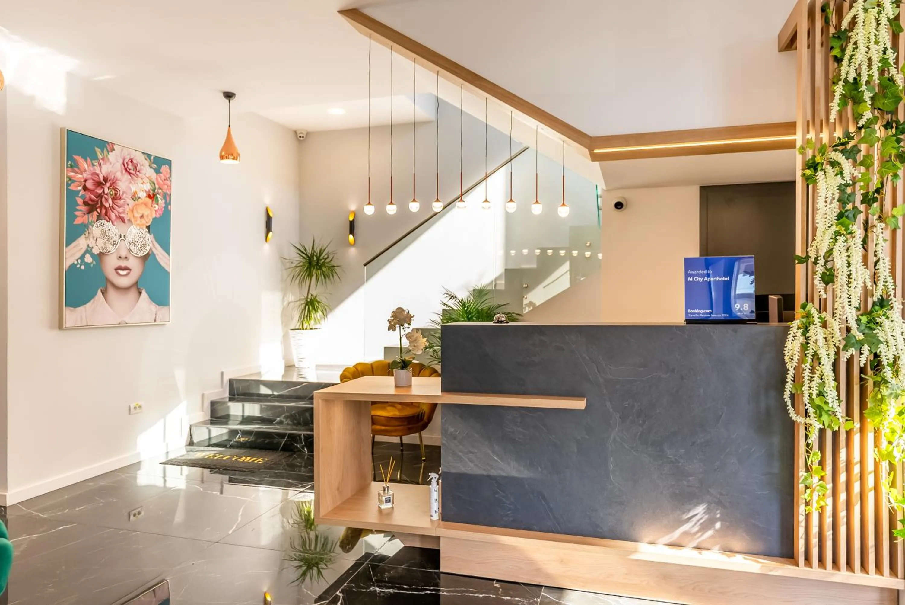 Lobby or reception in M City Aparthotel