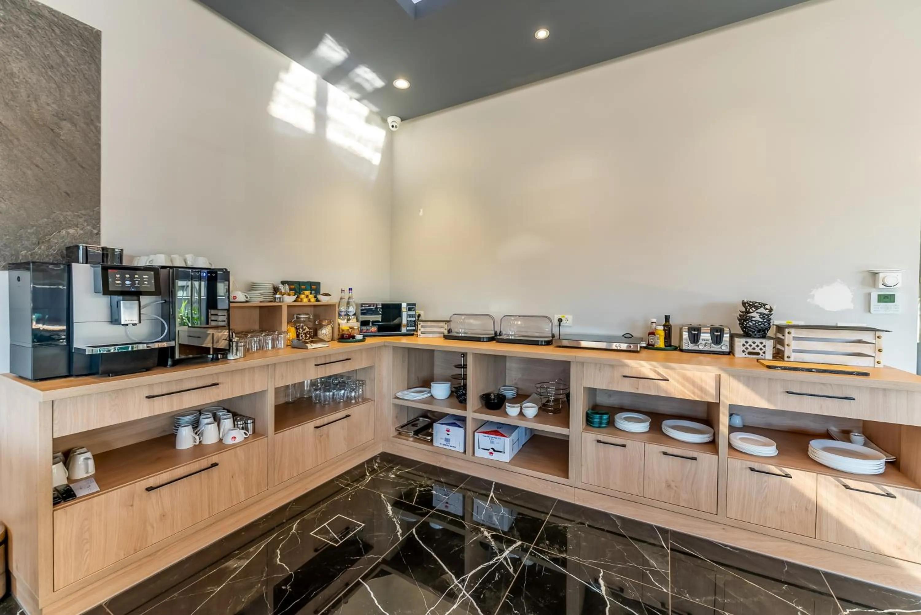 Breakfast in M City Aparthotel