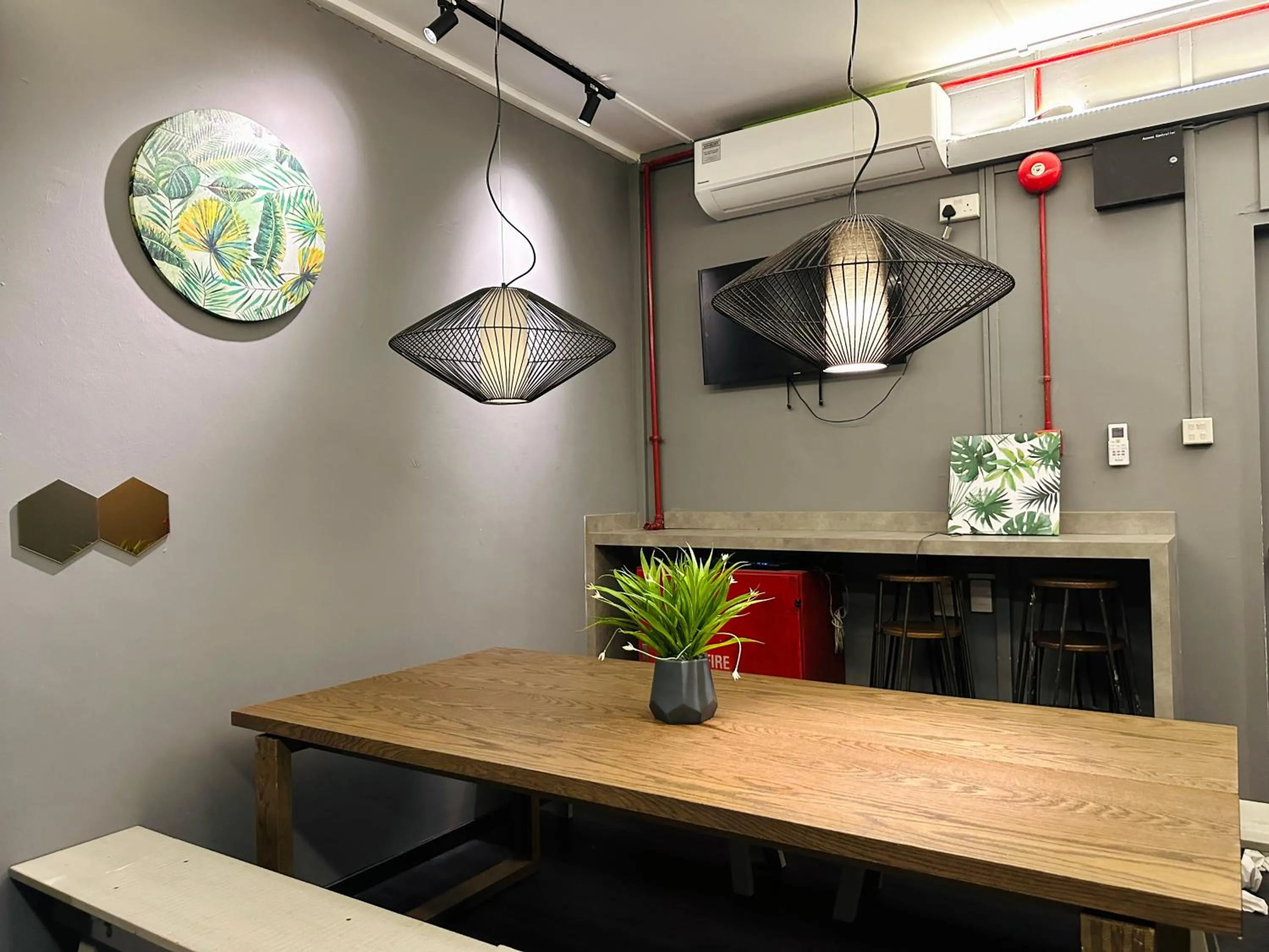 Dining area in THE ROOM Capsule Hotel