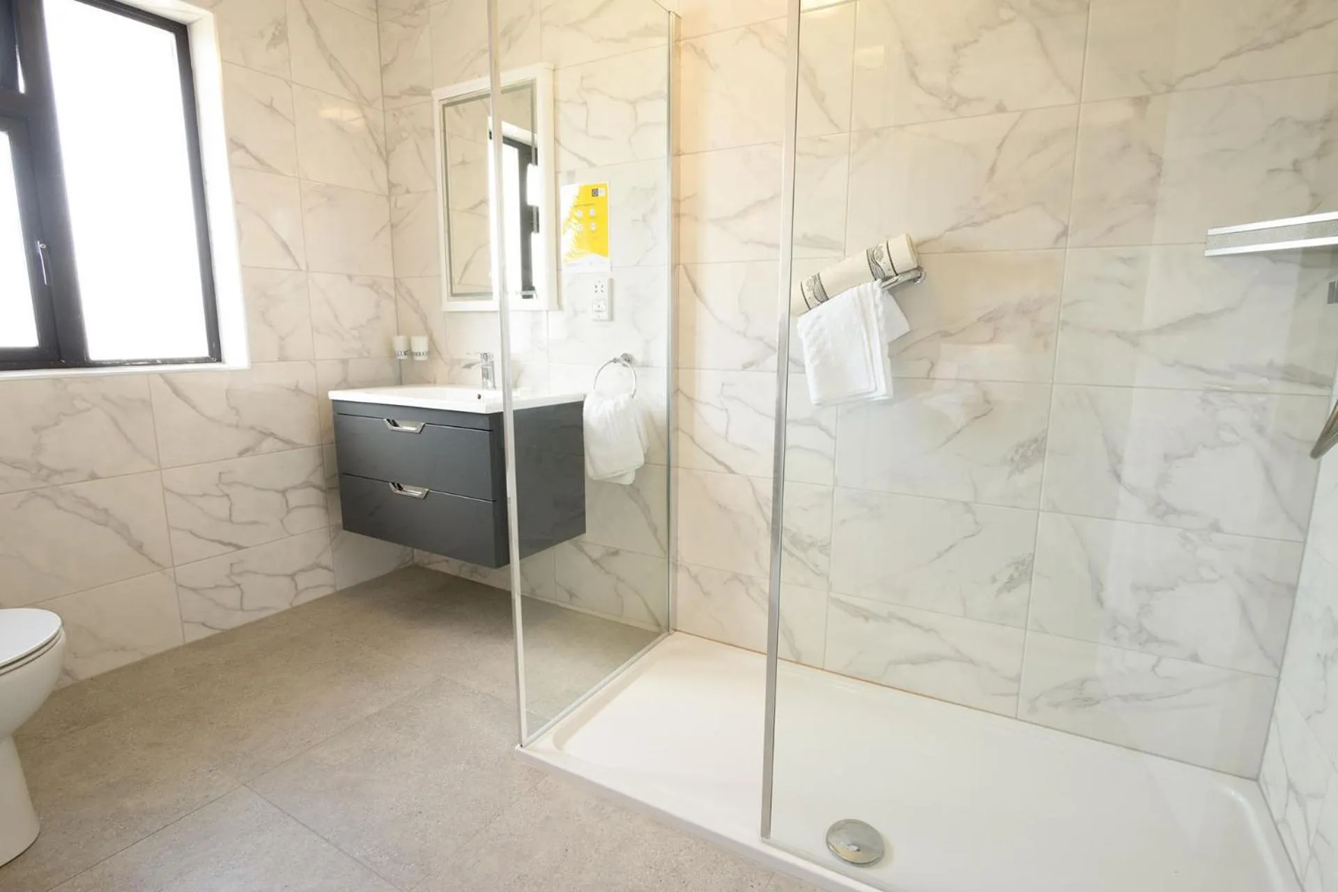 Bathroom in Station House Bed & Breakfast