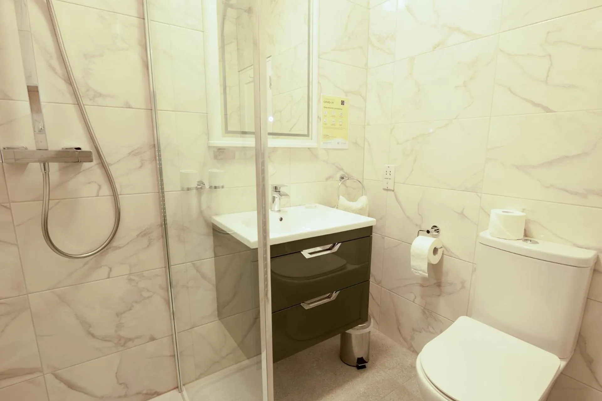 Bathroom in Station House Bed & Breakfast