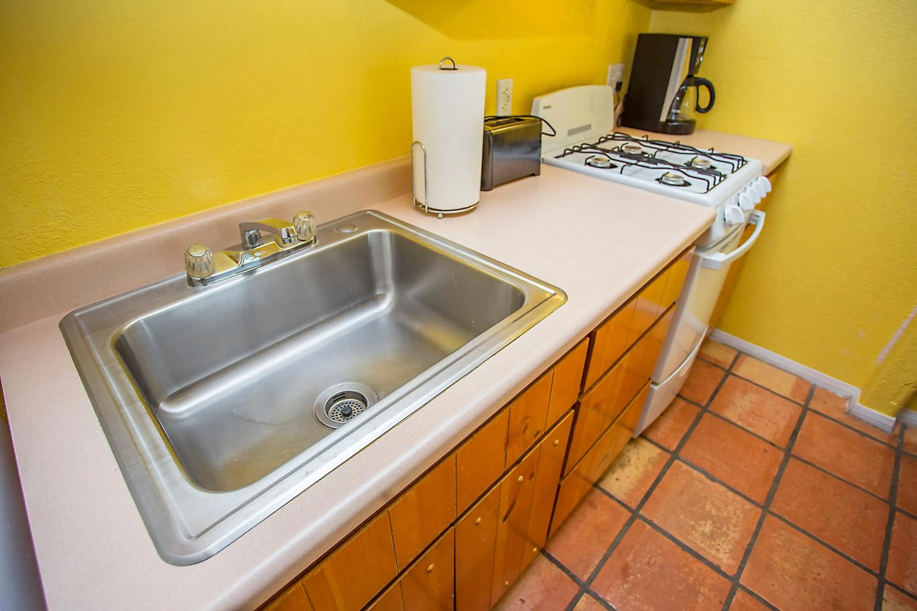 Coffee/tea facilities in My Place Suites
