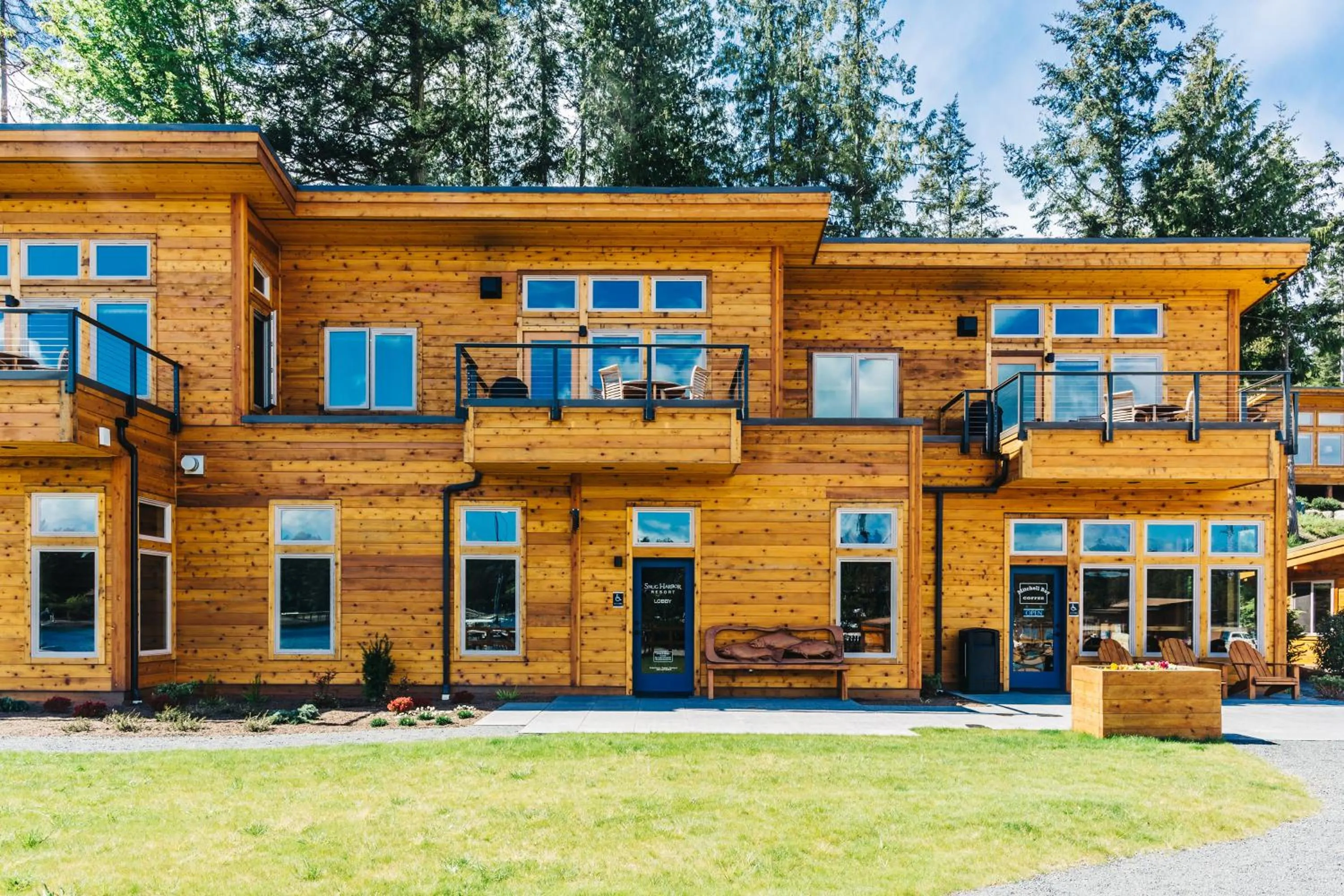 Property building in Snug Harbor Resort and Marina