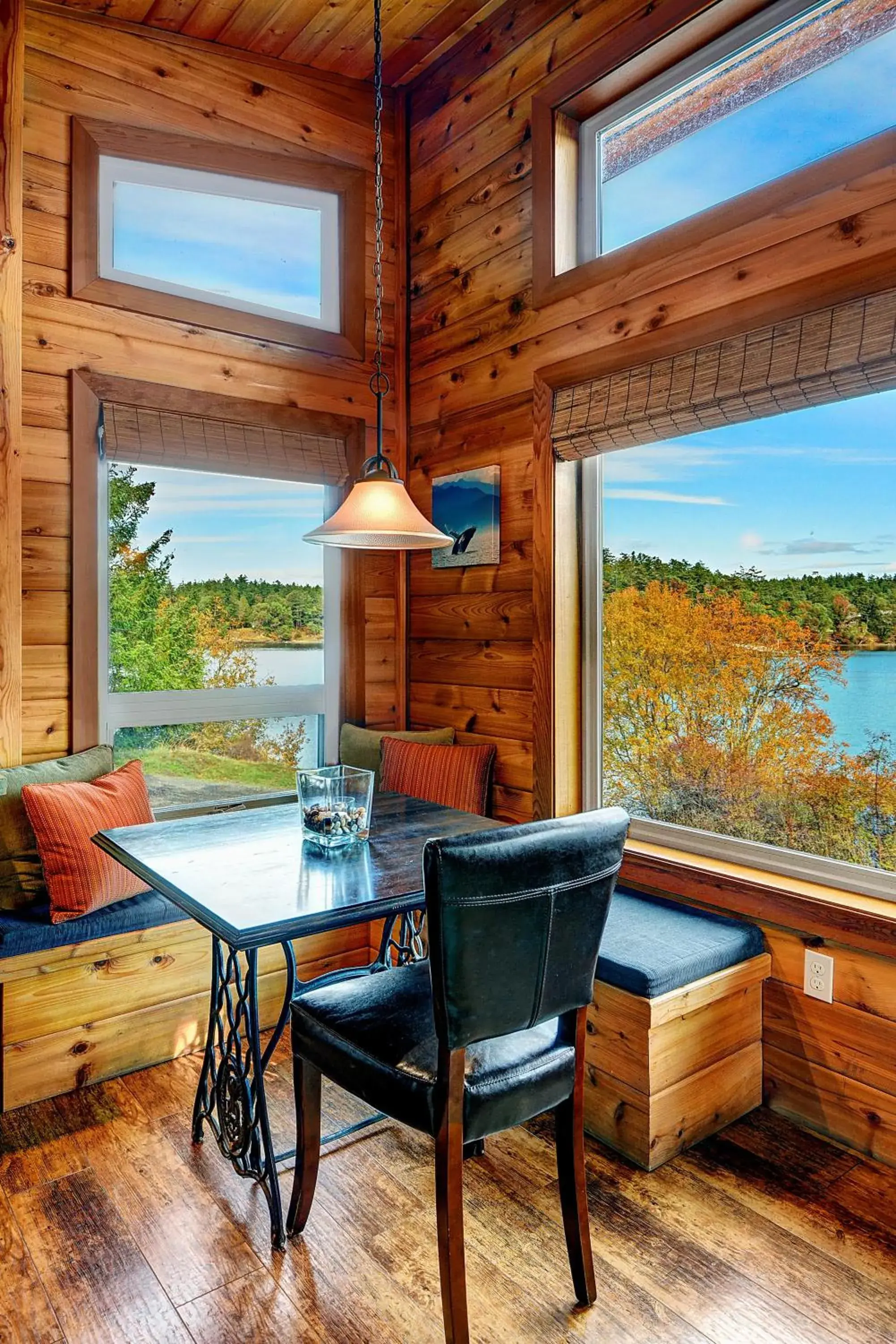 One-Bedroom Water Front Accessible in Snug Harbor Resort and Marina One-Bedroom Water Front Accessible in Snug Harbor Resort and Marina