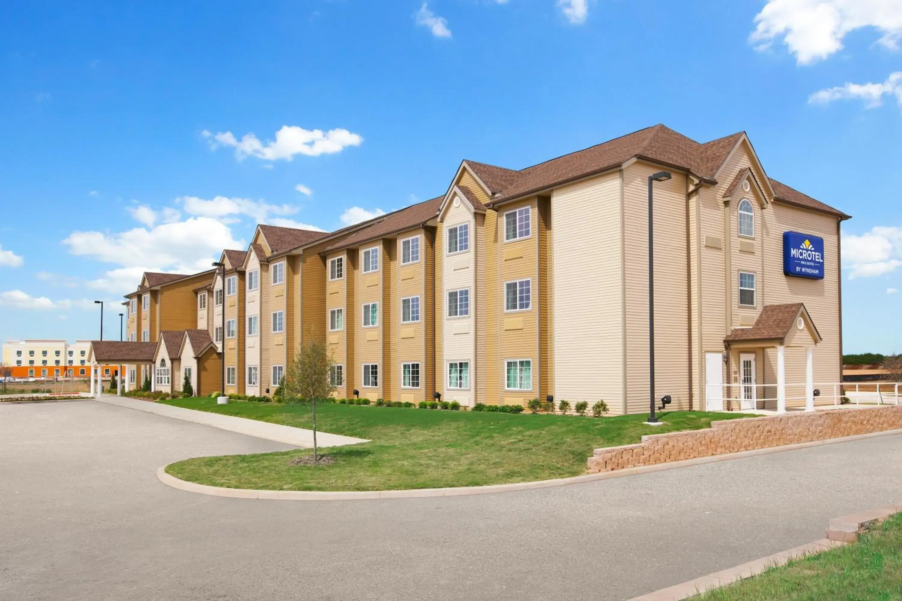 Property building in Microtel Inn & Suites Cotulla Property building in Microtel Inn & Suites Cotulla