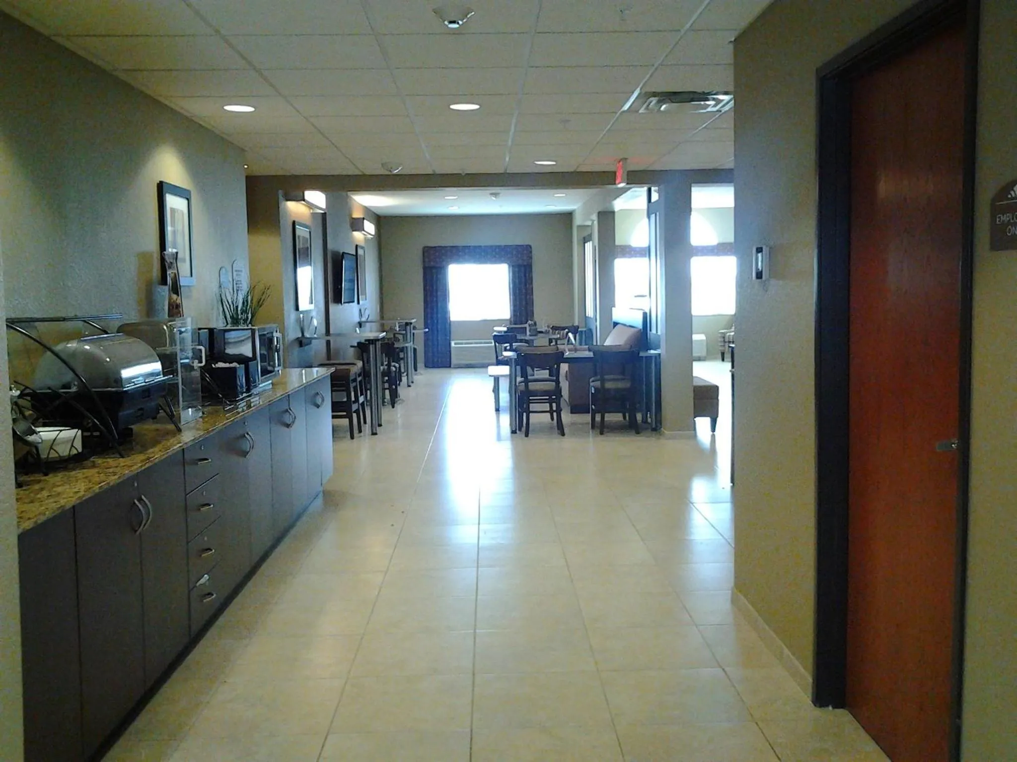 Restaurant/places to eat in Microtel Inn & Suites Cotulla