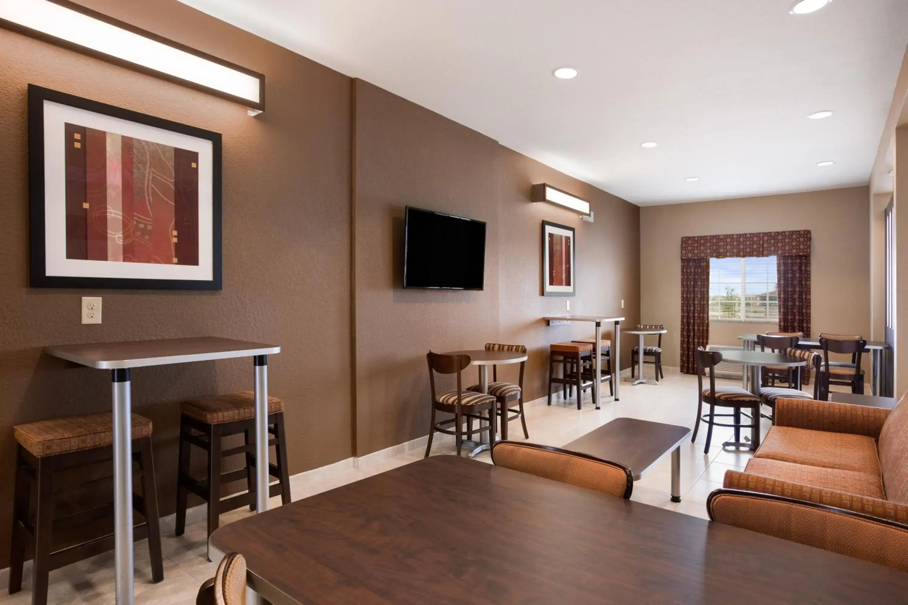 Restaurant/places to eat in Microtel Inn & Suites Cotulla Restaurant/places to eat in Microtel Inn & Suites Cotulla