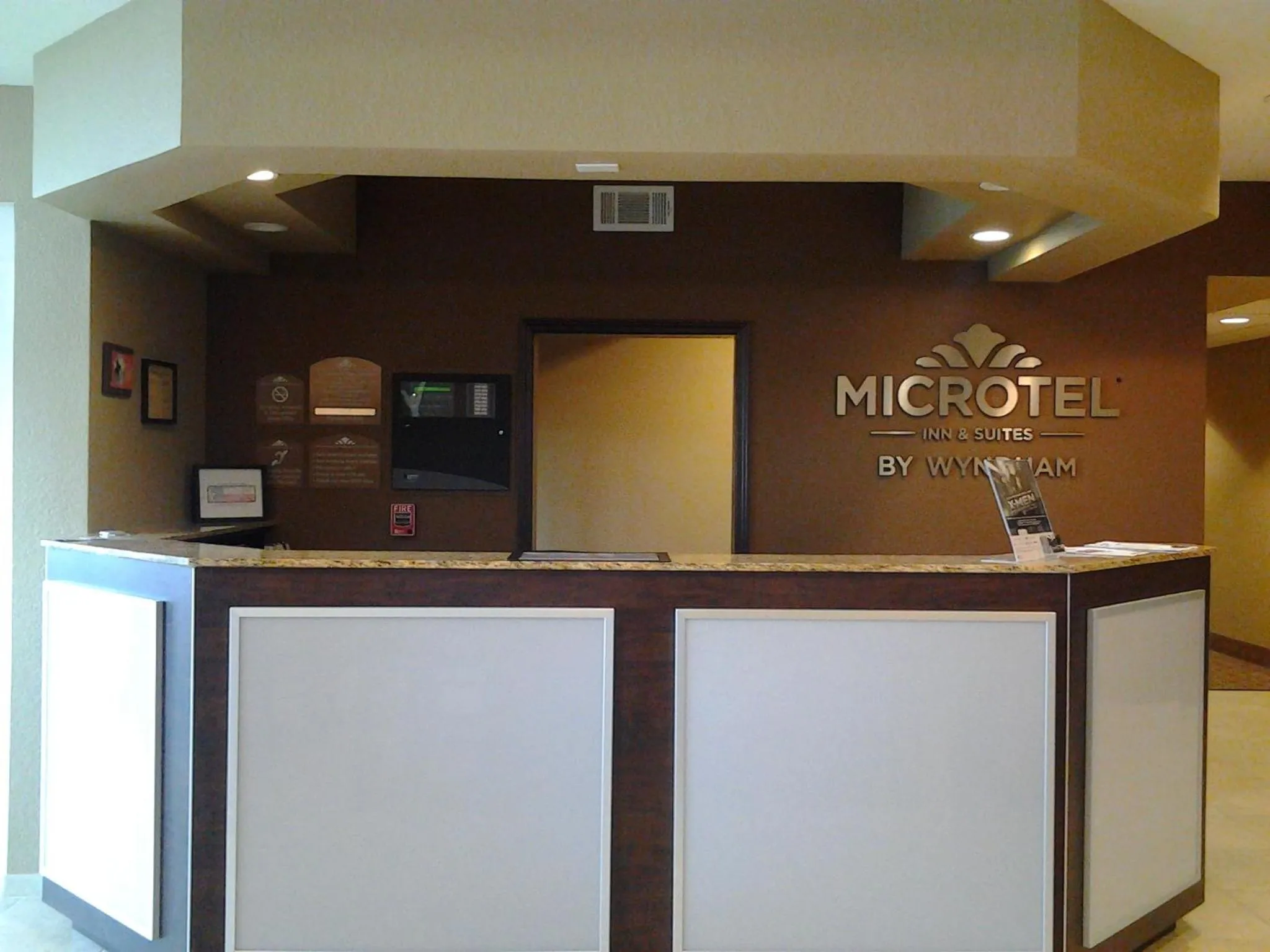 Lobby or reception in Microtel Inn & Suites Cotulla