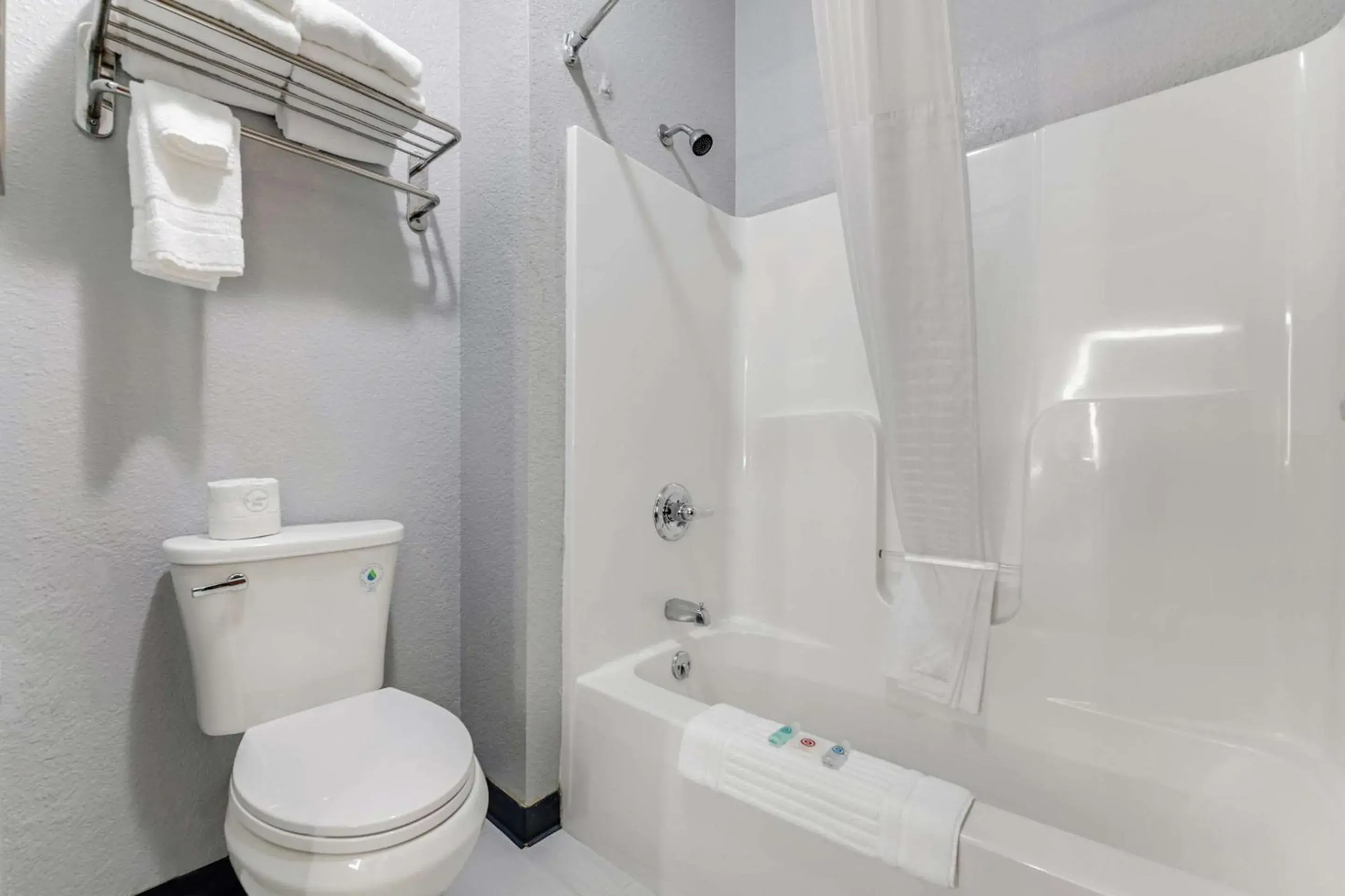 Bedroom in Comfort Inn & Suites Weston - Wausau Bedroom in Comfort Inn & Suites Weston - Wausau