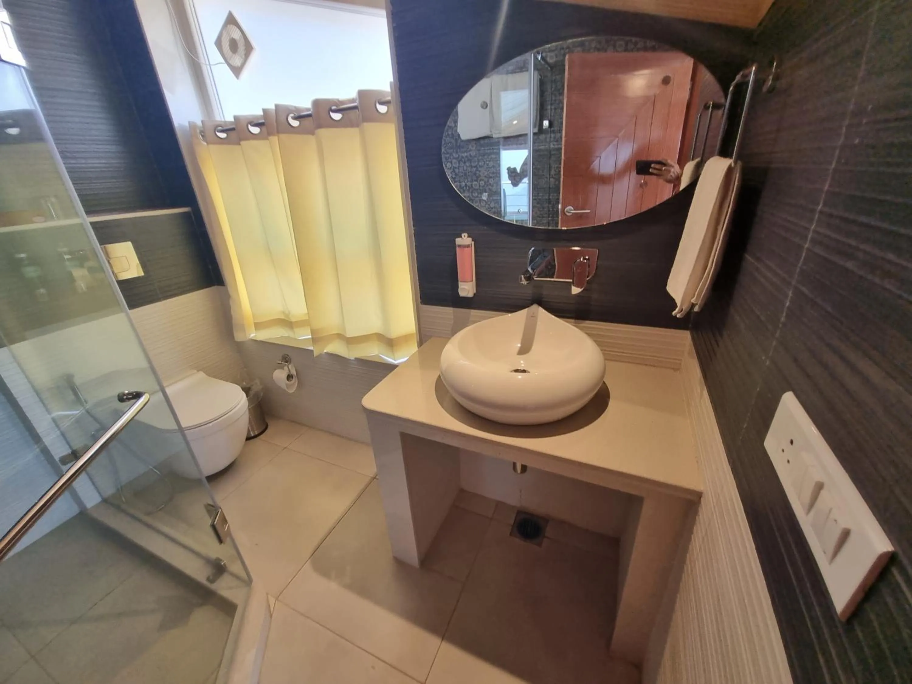 Bathroom in Hotel Wood Stock Luxury - A Boutique Property - Penthouse - Open Air Restaurant & Terrace