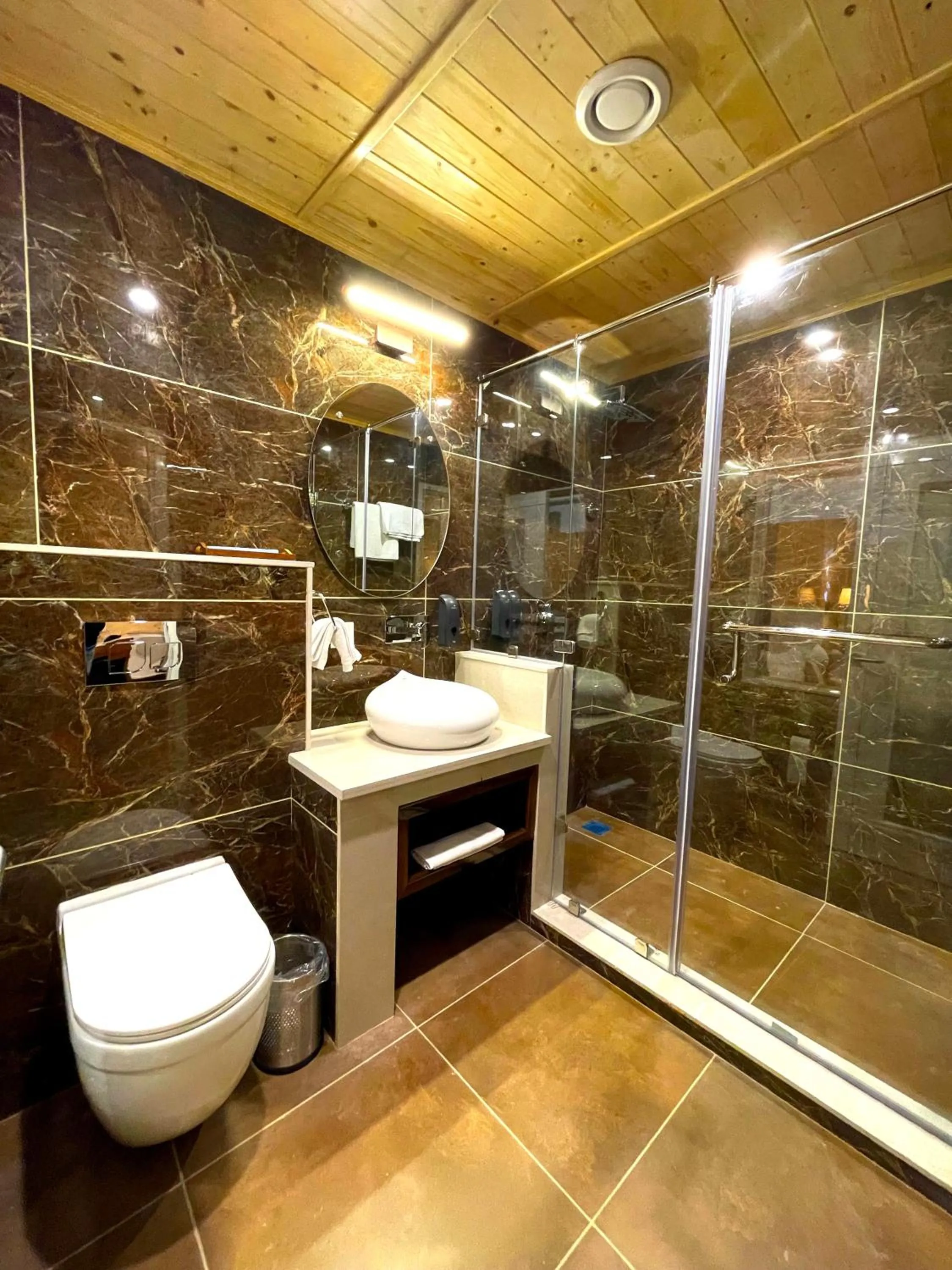 Bathroom in Hotel Wood Stock Luxury - A Boutique Property - Penthouse - Open Air Restaurant & Terrace