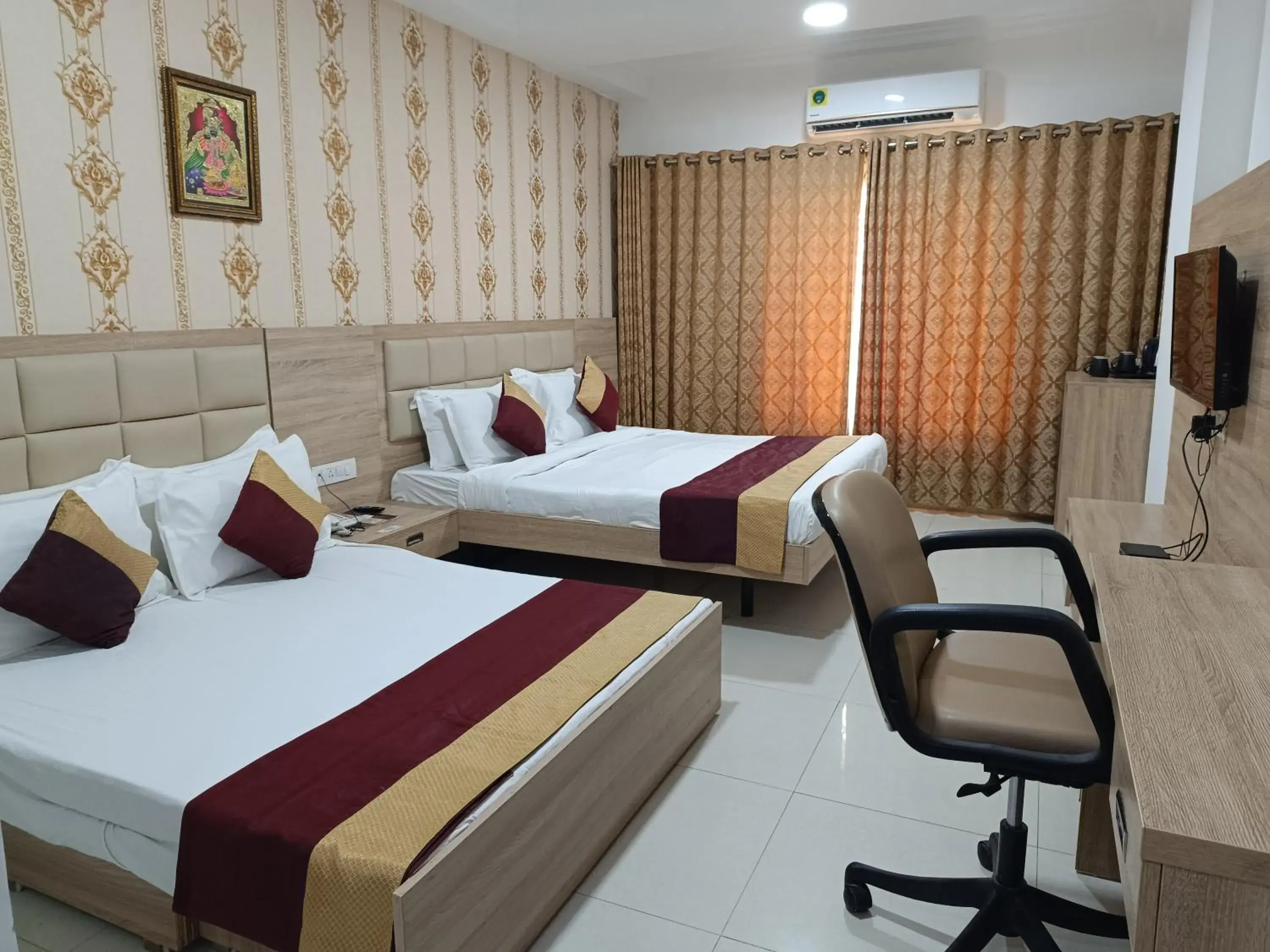 Hotel Seth Murlidhar Seva Sadan-Near Prem Mandir Hotel Seth Murlidhar Seva Sadan-Near Prem Mandir