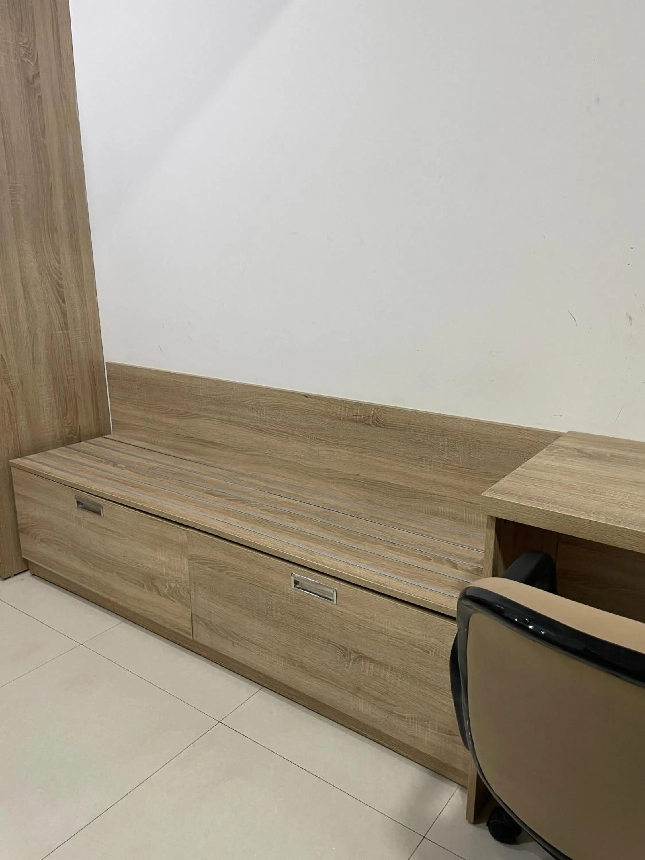 storage in Hotel Seth Murlidhar Seva Sadan-Near Prem Mandir