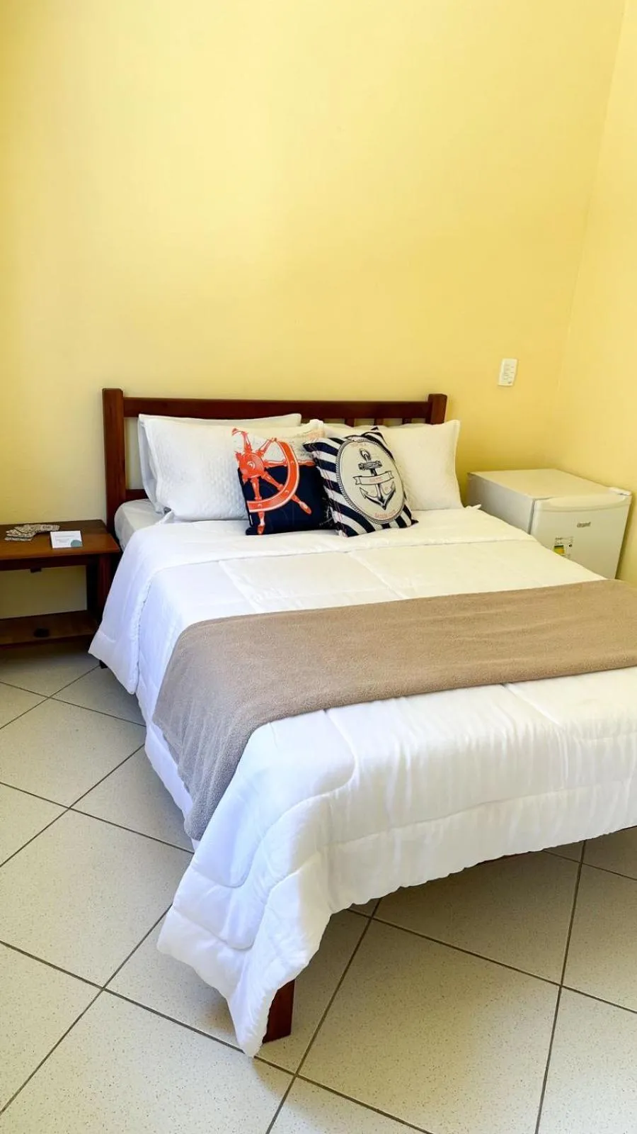 Bed in Pousada Antares de Paraty