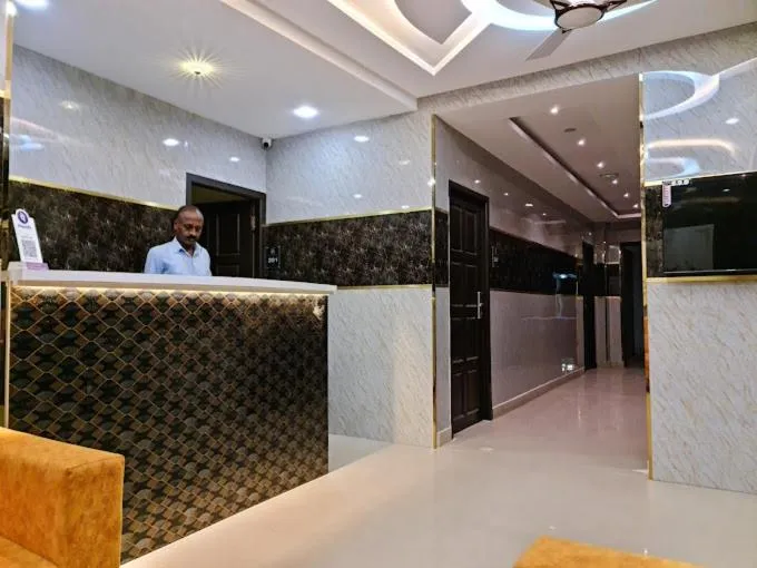 Lobby or reception in Al Noor Residency Business Class Hotel