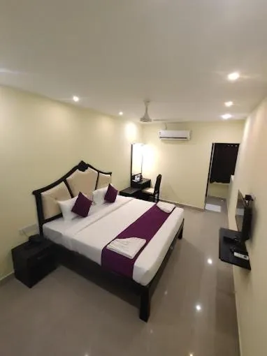 Bed in Al Noor Residency Business Class Hotel