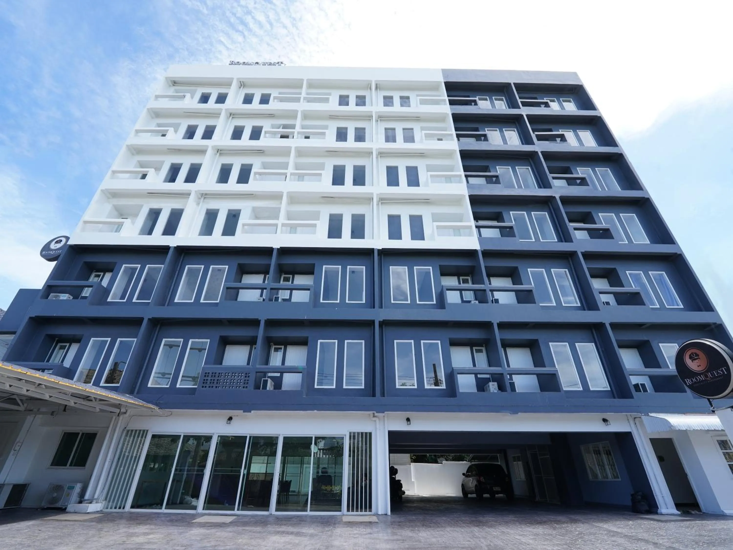 Property building in RoomQuest IT Square Don Mueang Airport