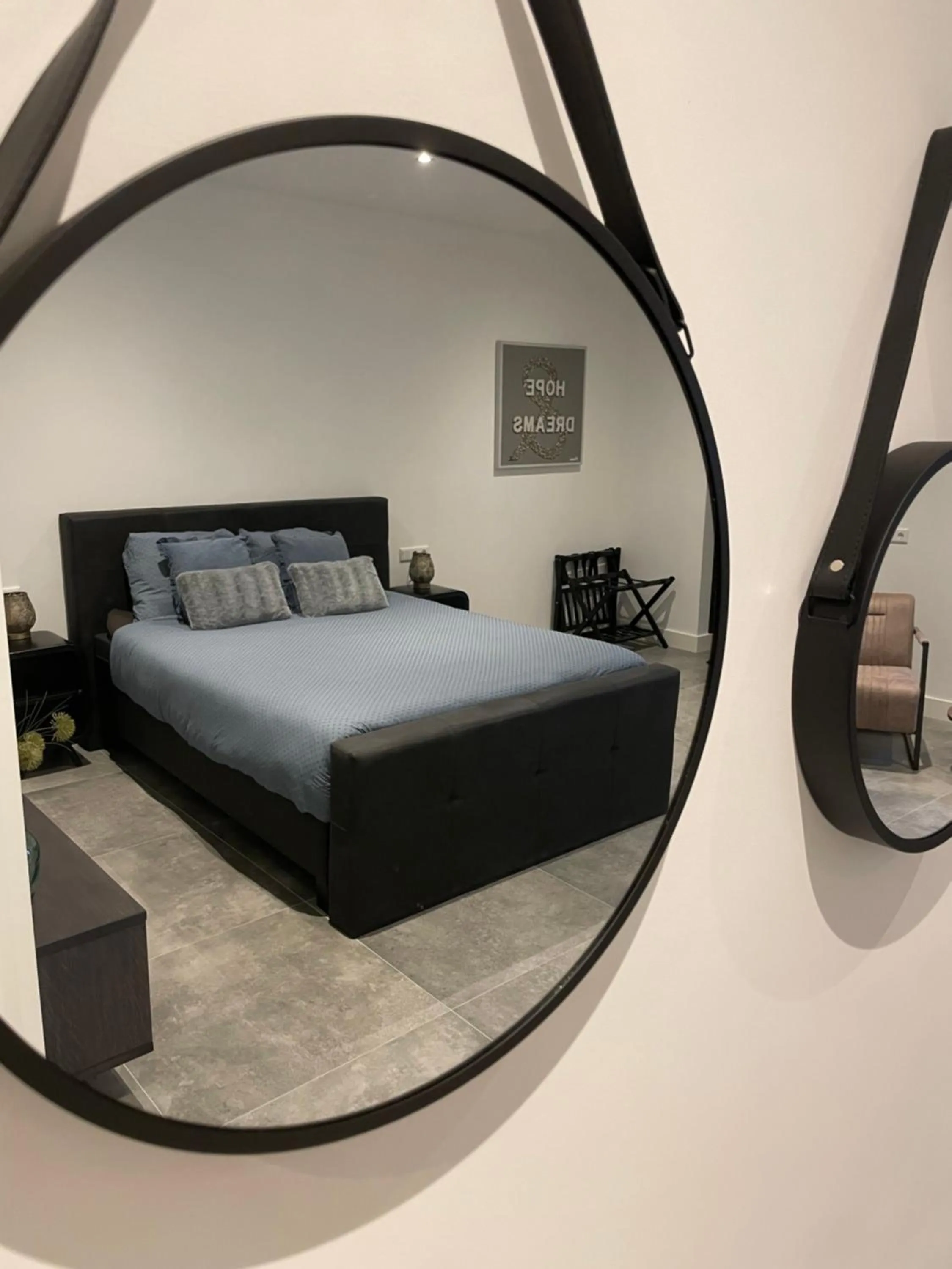 Bedroom, Bed in B en B Stipdonk