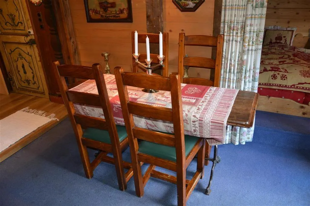 Dining area, Bed in Le Vieux Chalet