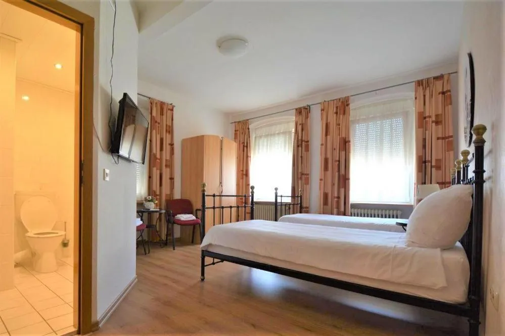 Bed in Gasthaus Schürmann