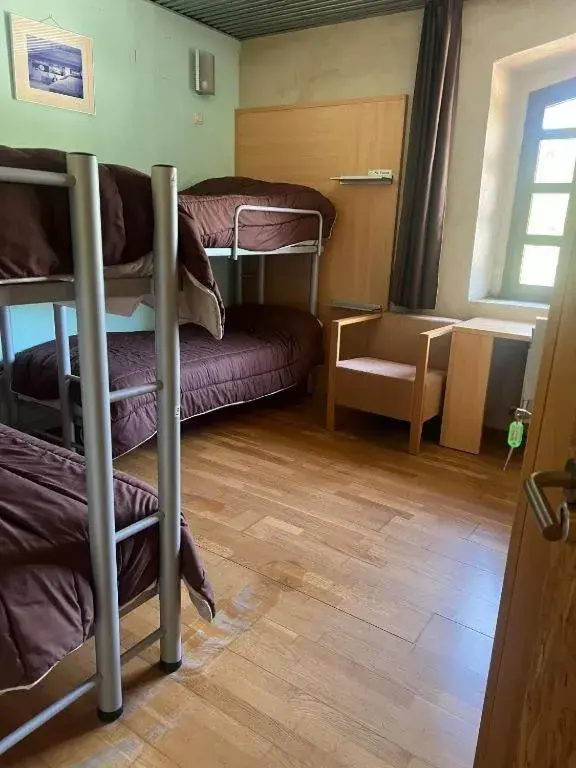 Single Bed in Dormitory Room in Albergue & Cafetería Vía de la Plata Hervás Single Bed in Dormitory Room in Albergue & Cafetería Vía de la Plata Hervás