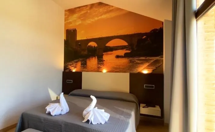 Photo of the whole room, Bed in Hotel-Asador Montes Oretanos