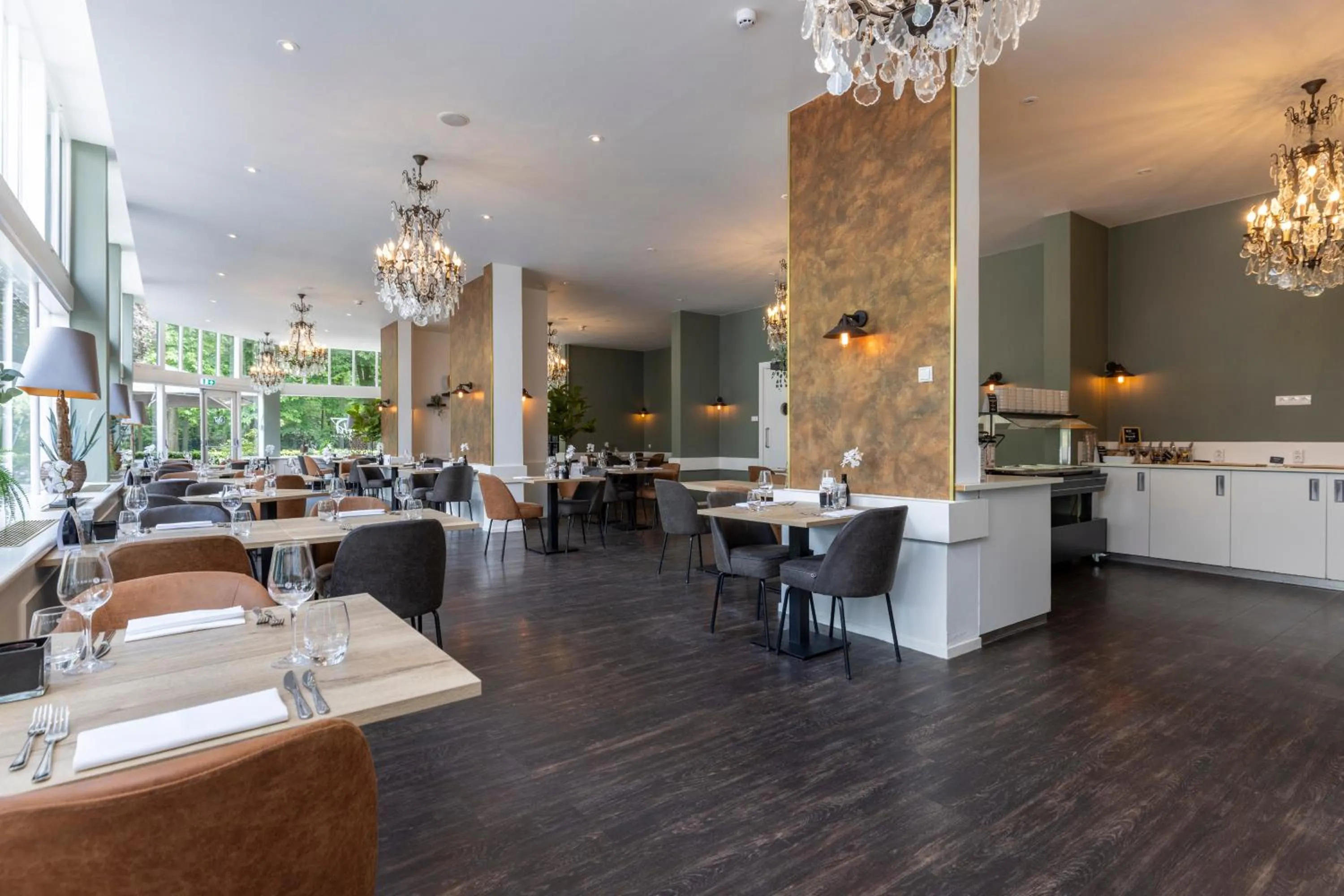 Restaurant/places to eat in Fletcher Hotel Restaurant Erica