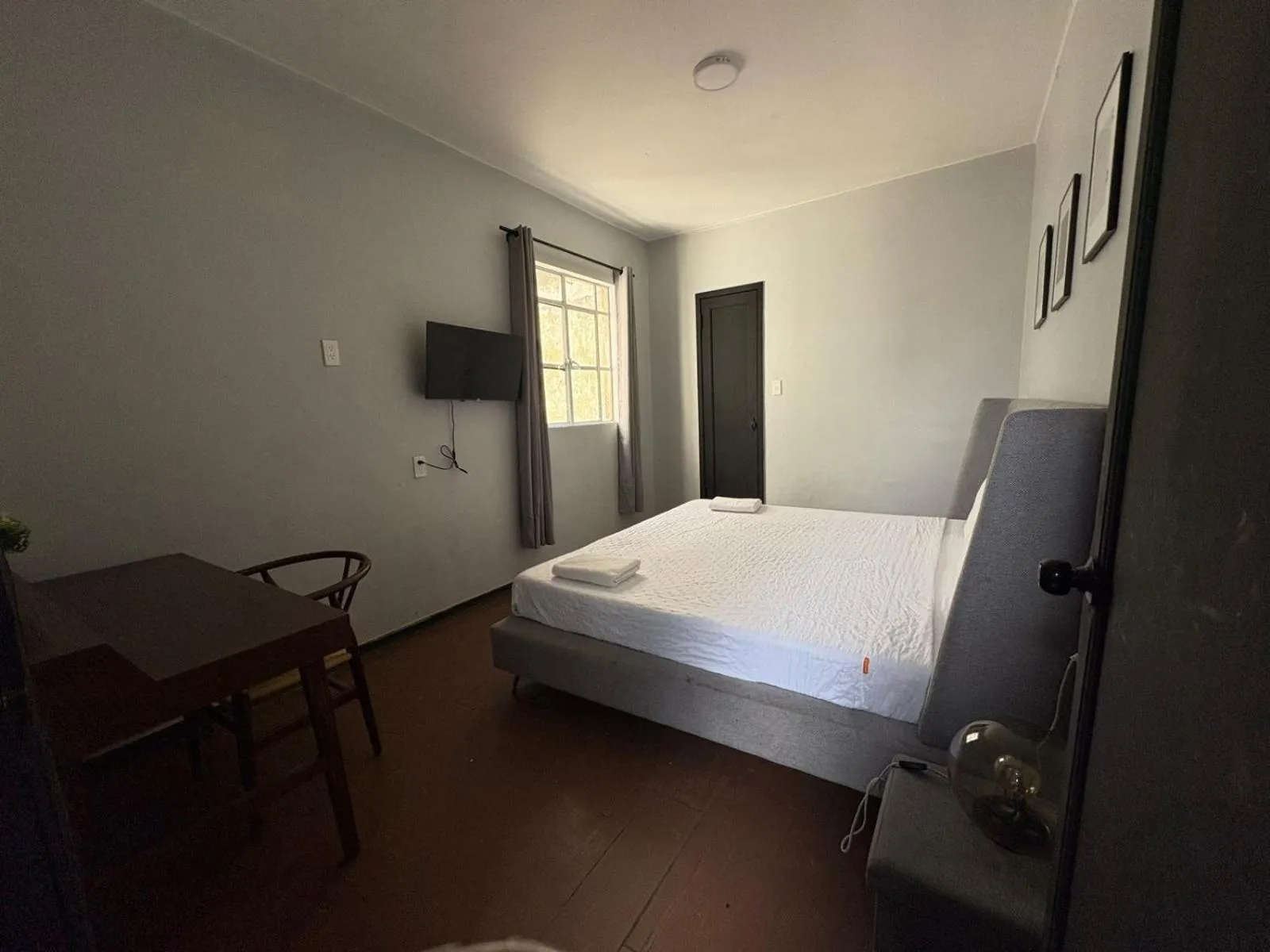 Photo of the whole room, Bed in Singular Centro Histórico