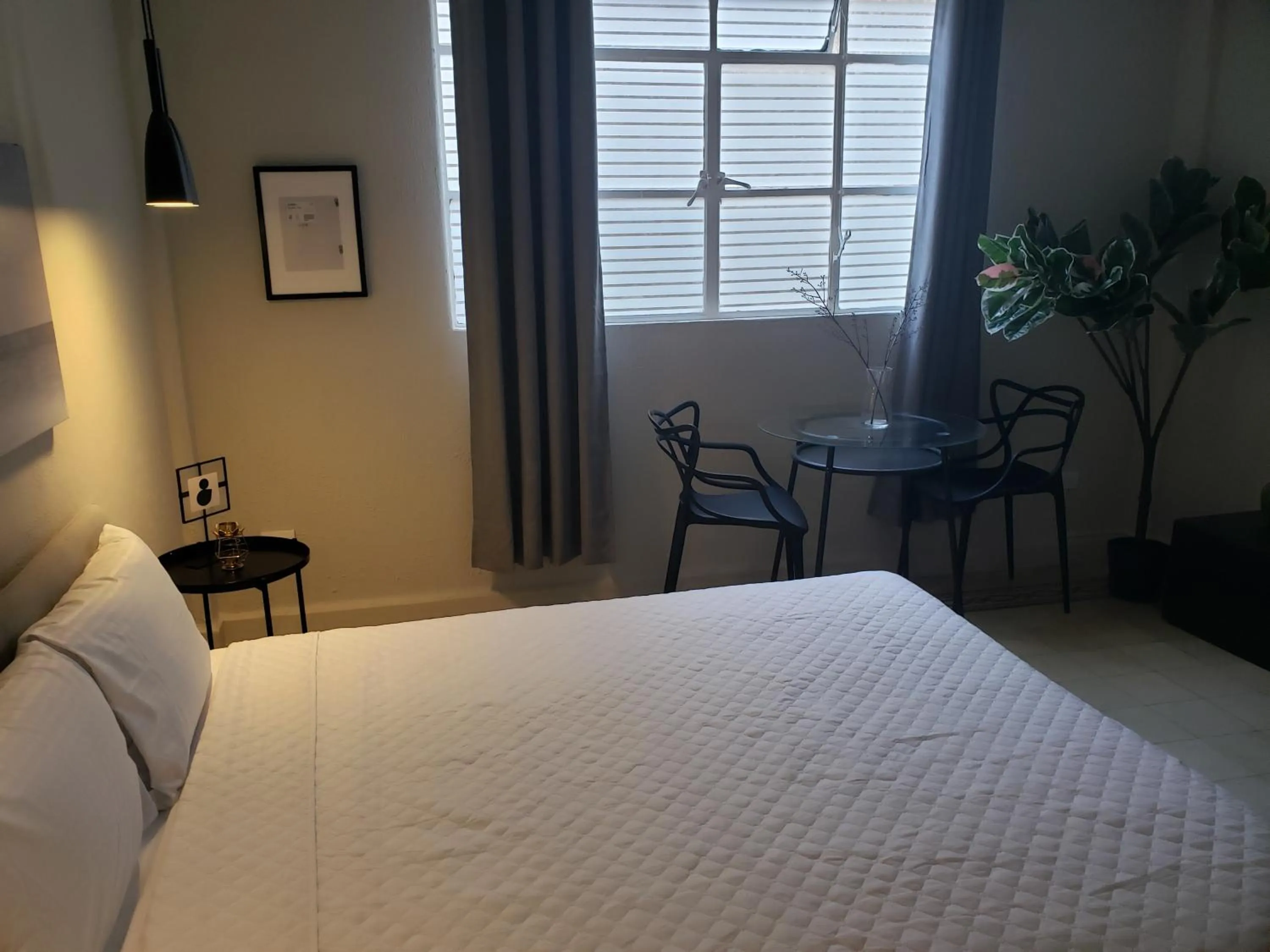 Photo of the whole room, Bed in Singular Centro Histórico