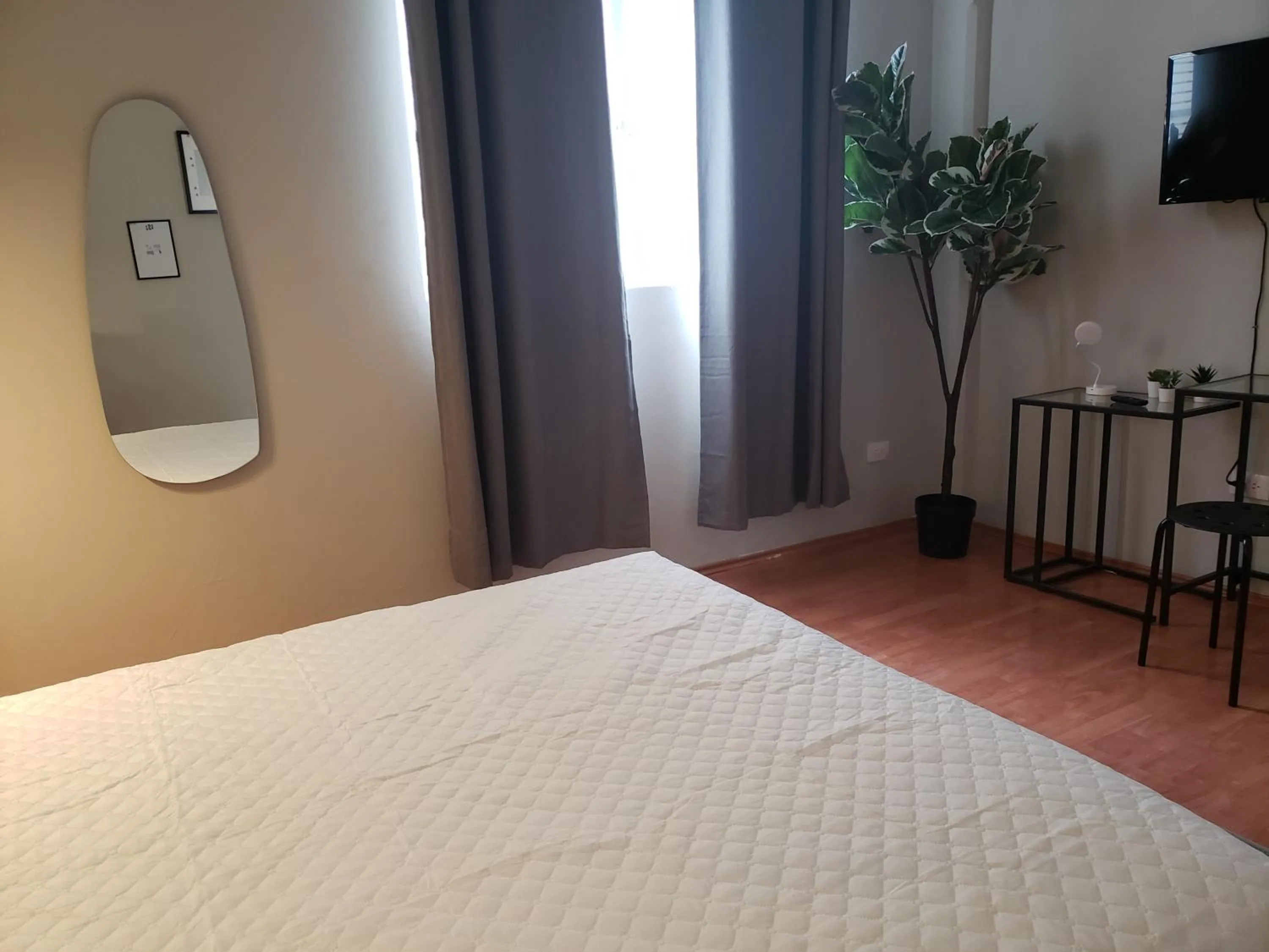 Photo of the whole room, Bed in Singular Centro Histórico