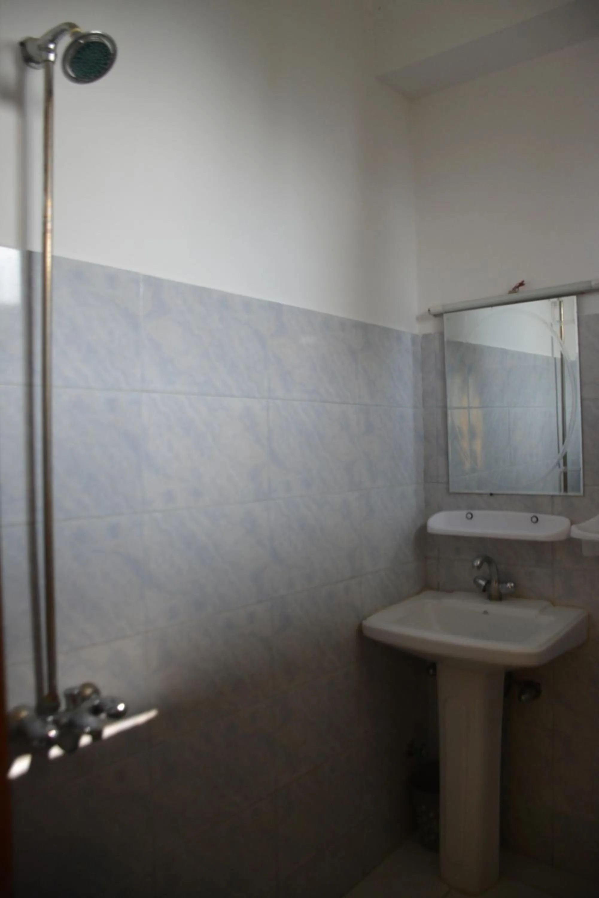 Shower in Eagle Nest, Malam Jabba by LMC