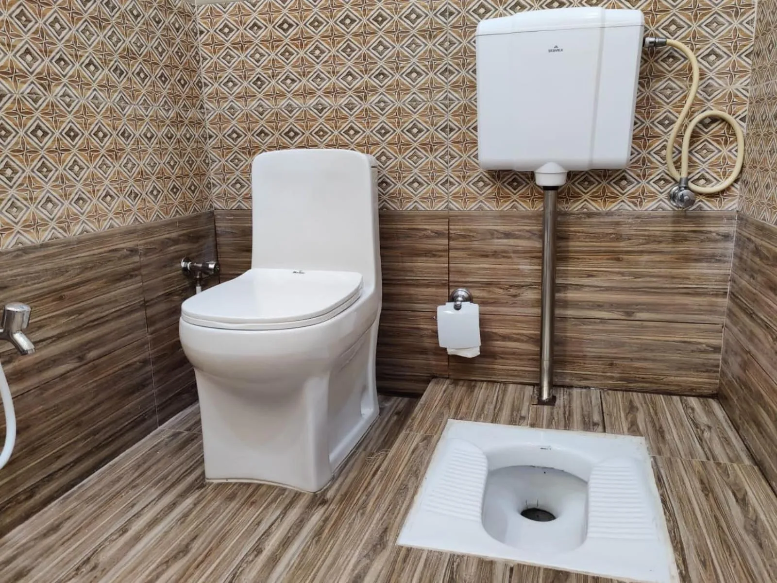 Bathroom in Hotel white season Gulberg
