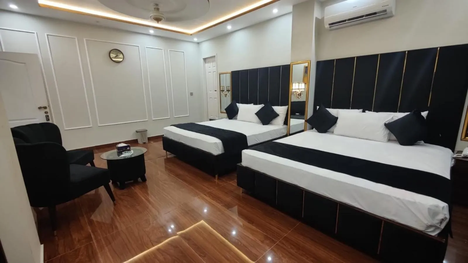 Photo of the whole room, Bed in Hotel white season Gulberg