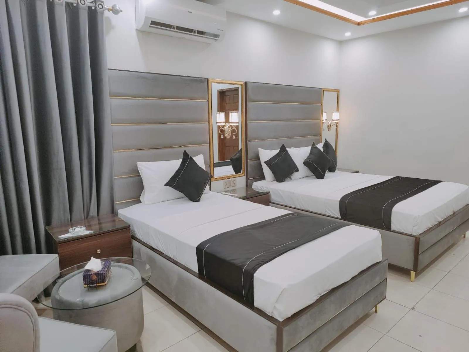 Bedroom, Bed in Hotel white season Gulberg