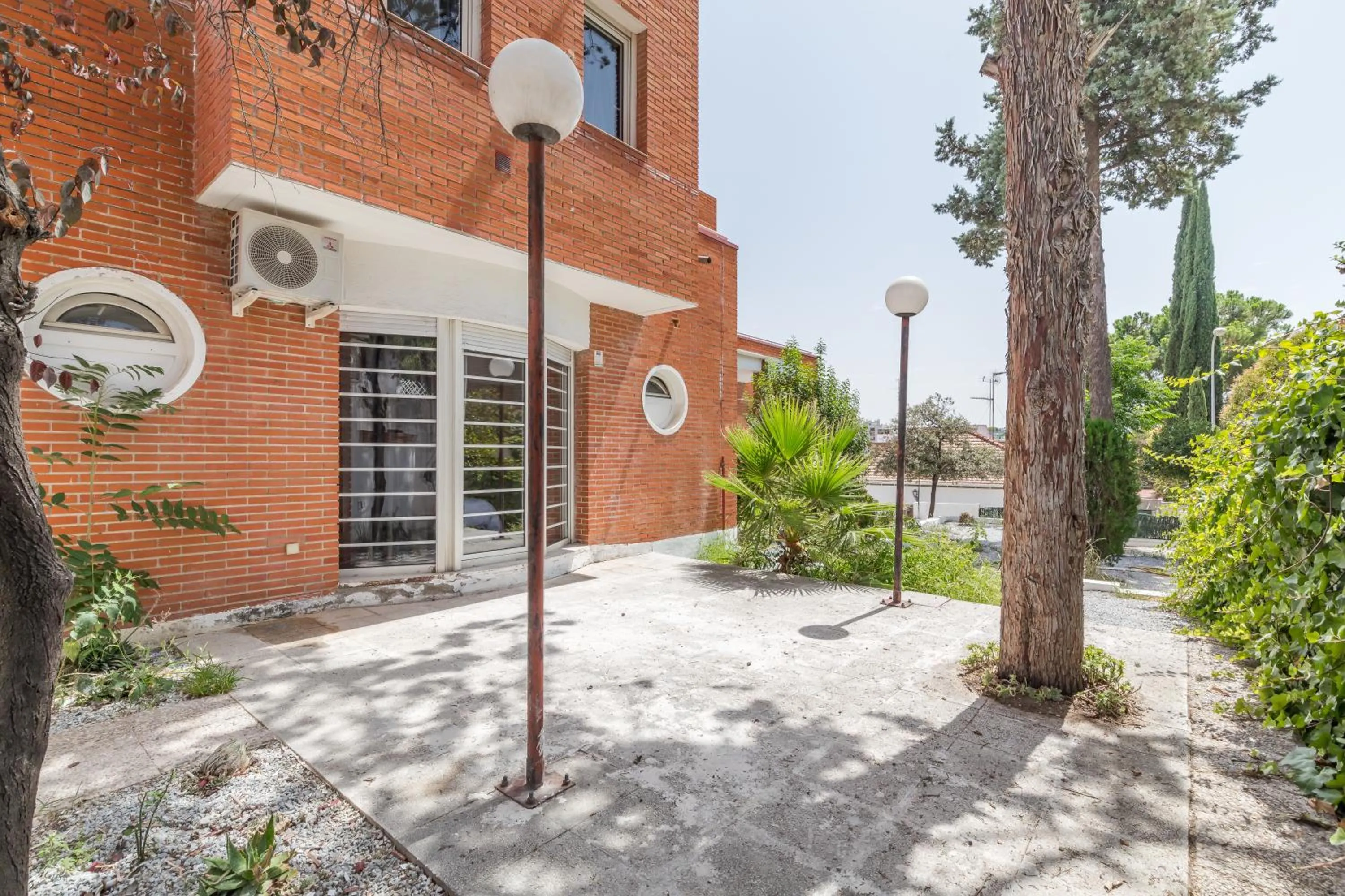 Property building in AYZ Joaquín Pol - Auto check-in property