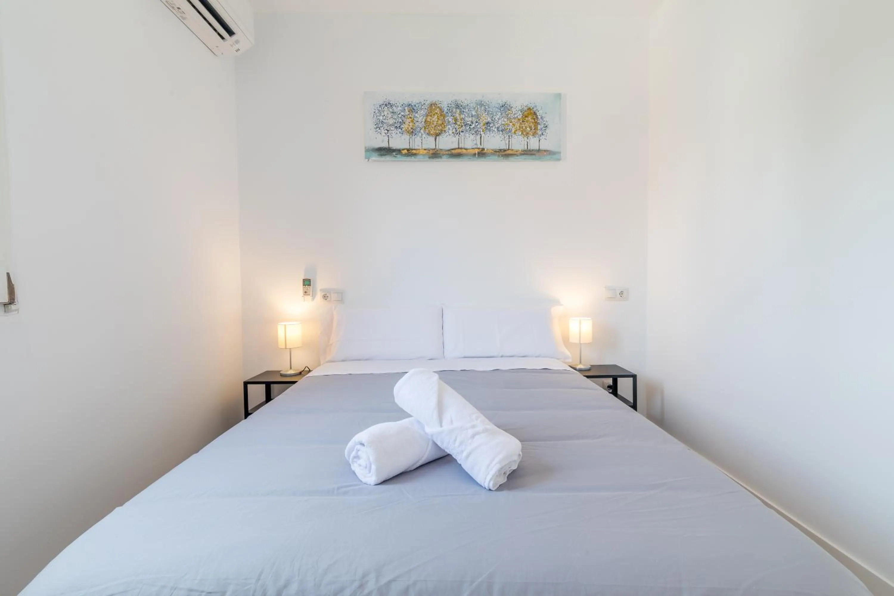 Bed in AYZ Joaquín Pol - Auto check-in property