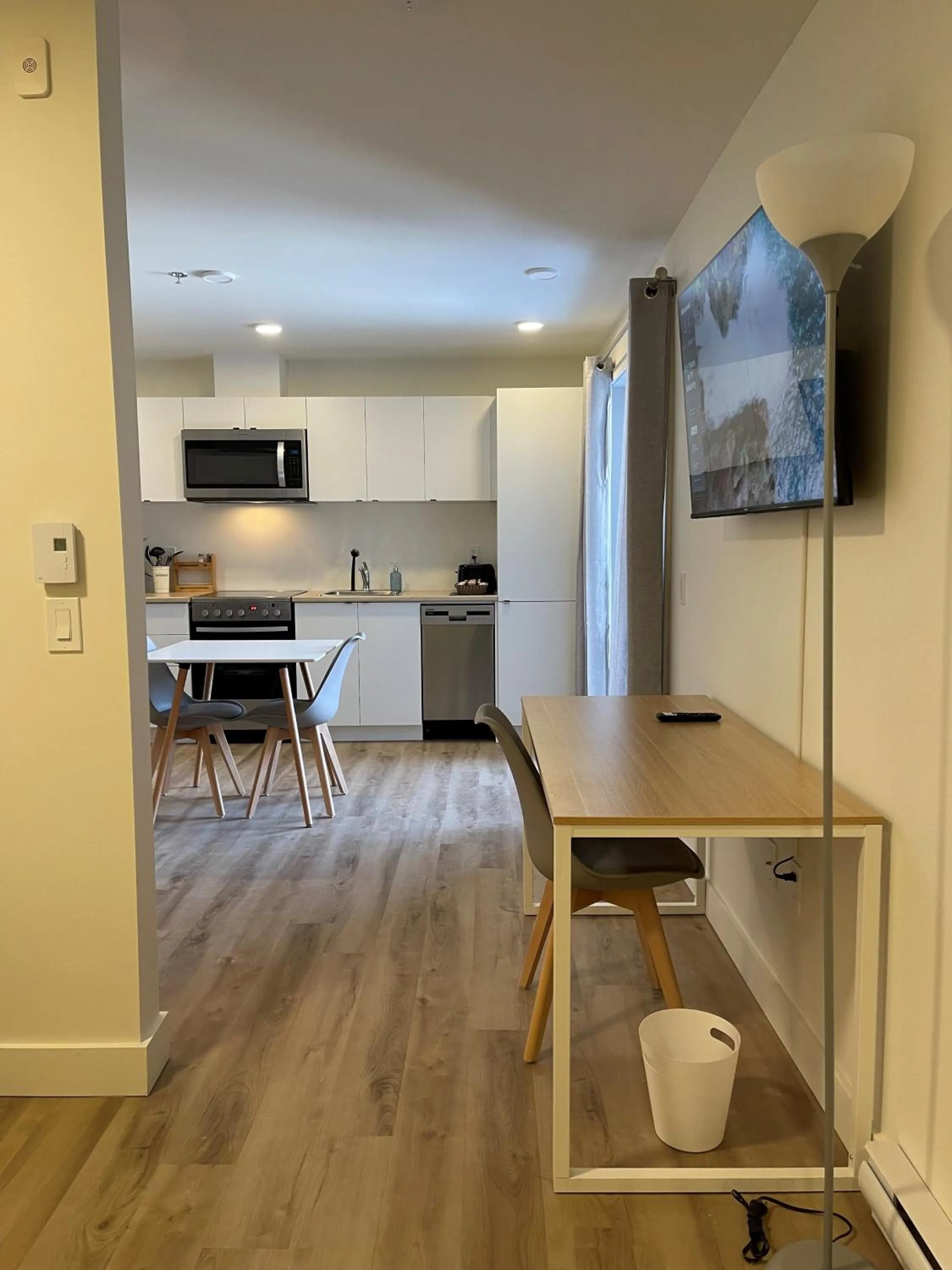 TV and multimedia in APPART-HOTEL L'UNI