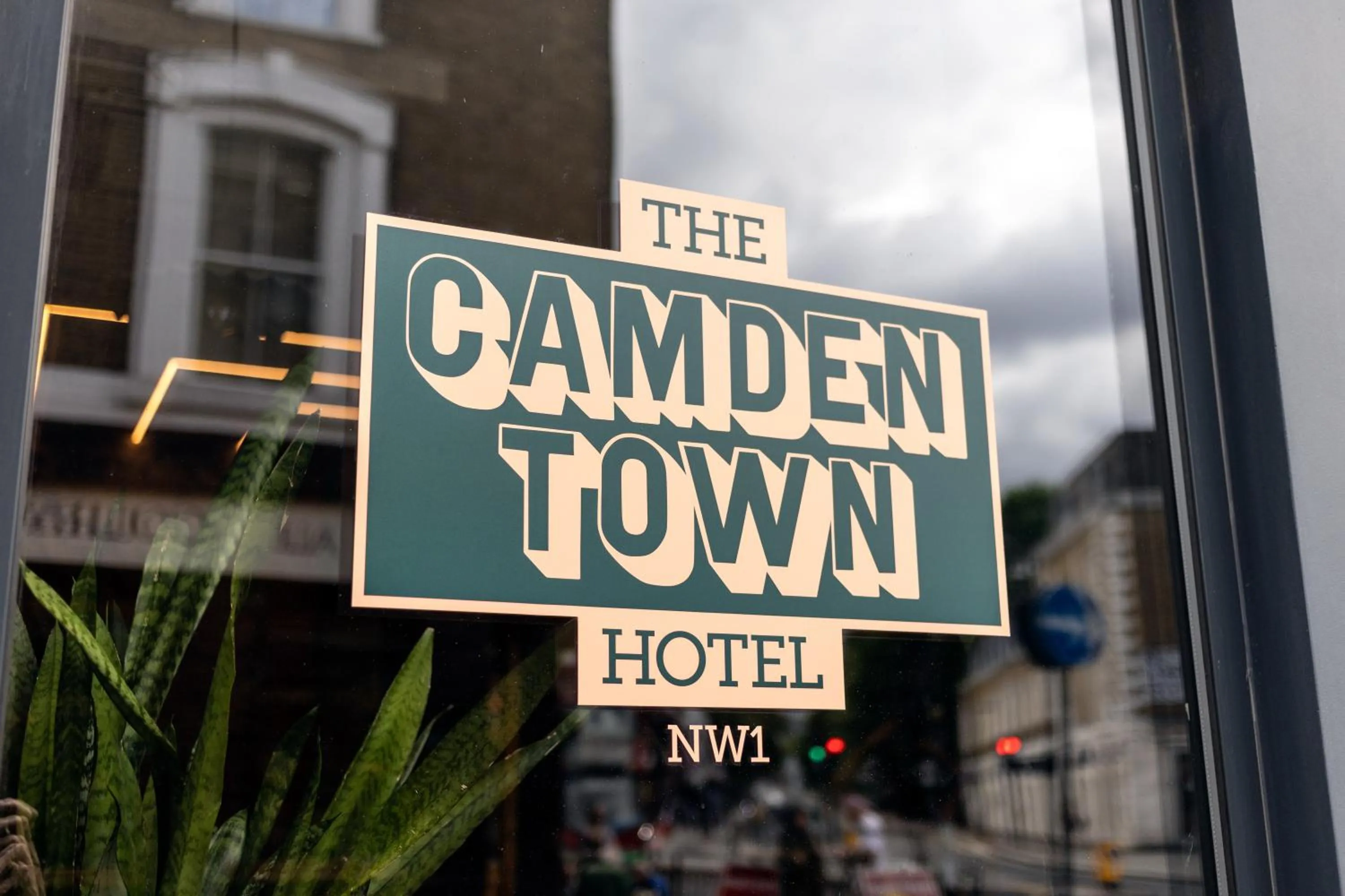 Logo/Certificate/Sign in The Camden Town Hotel