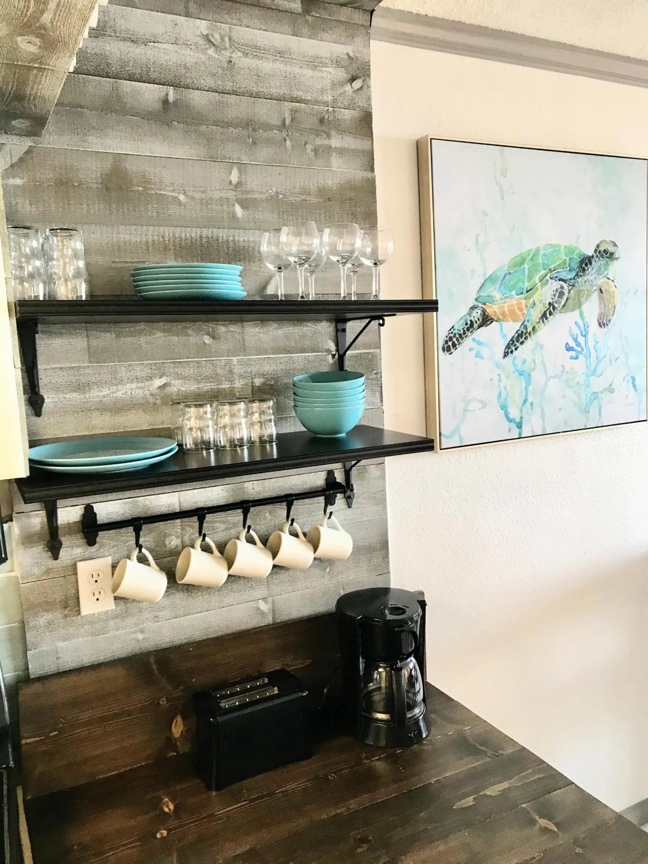 Coffee/tea facilities in Flip Flop at Compass Cove