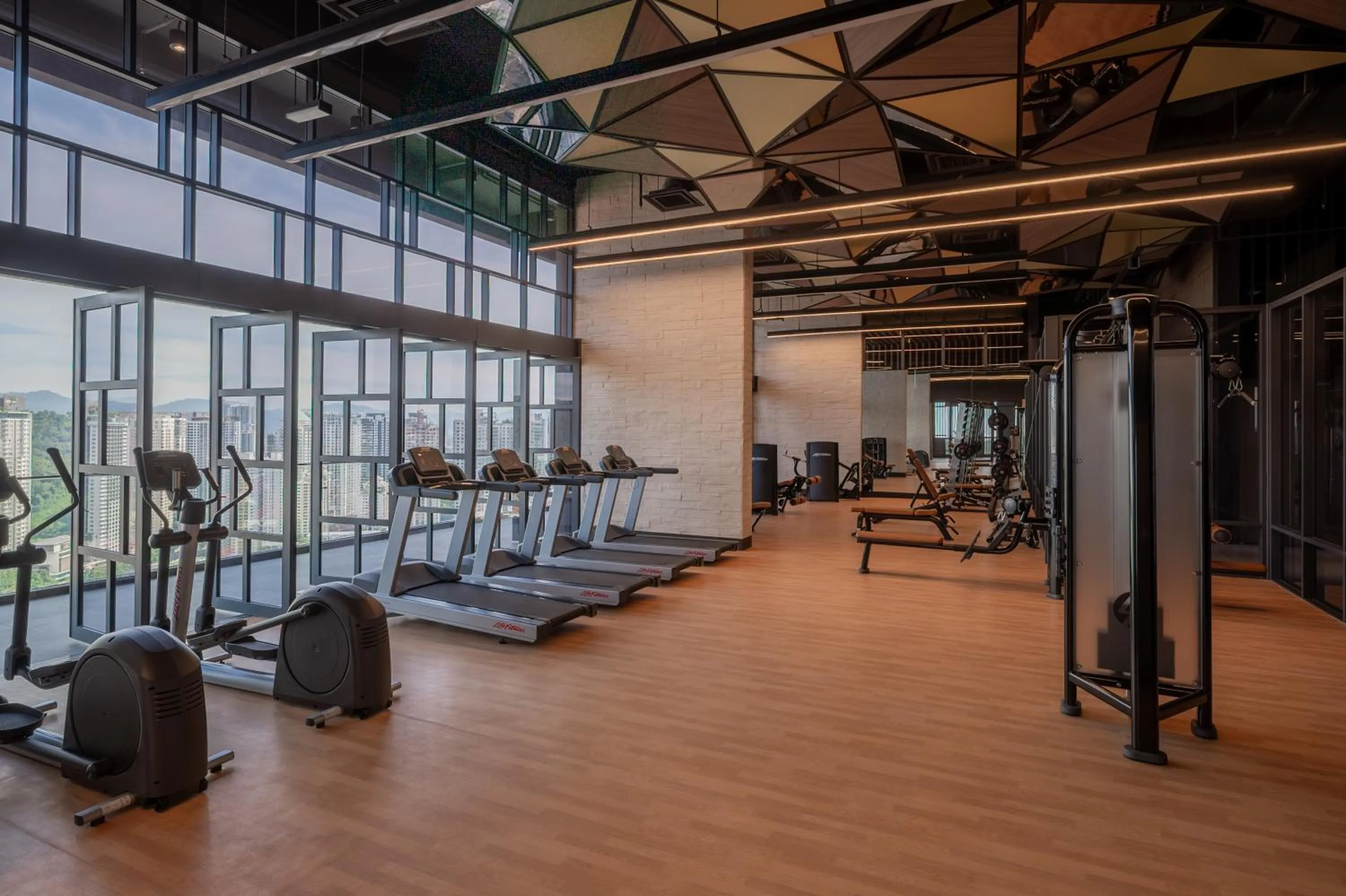 Fitness centre/facilities in Societe Suite by Lyfehaus