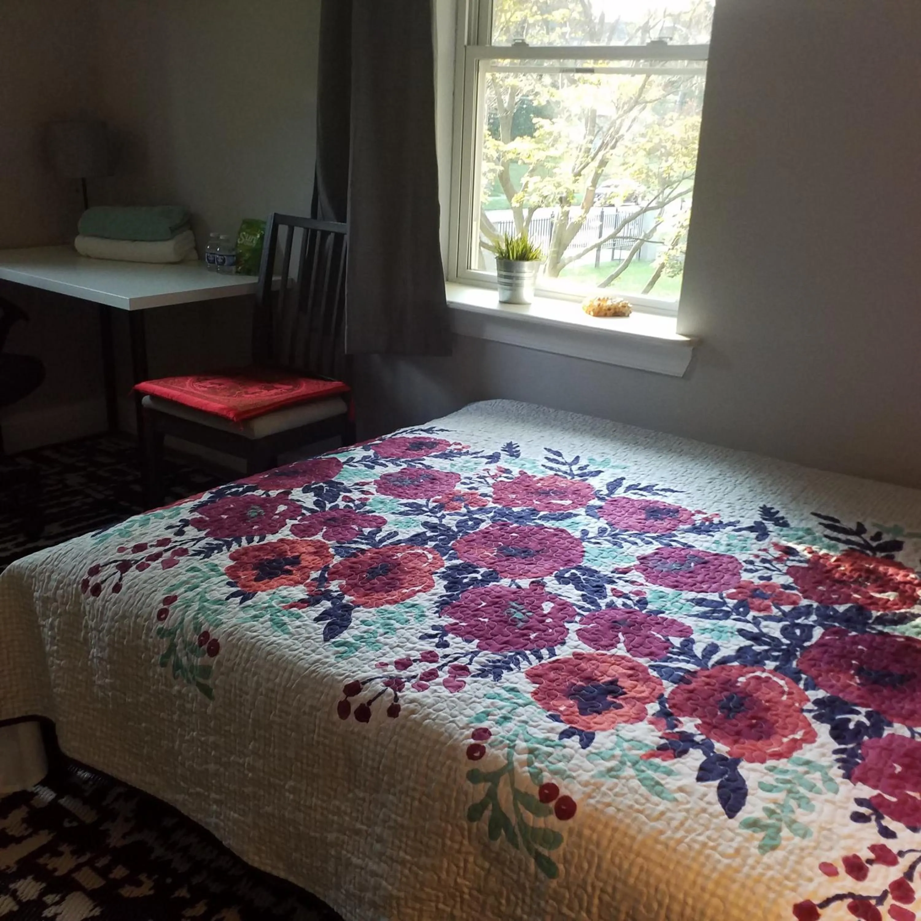 Bed in Fairmount House Free Street Parking Quiet Spacious