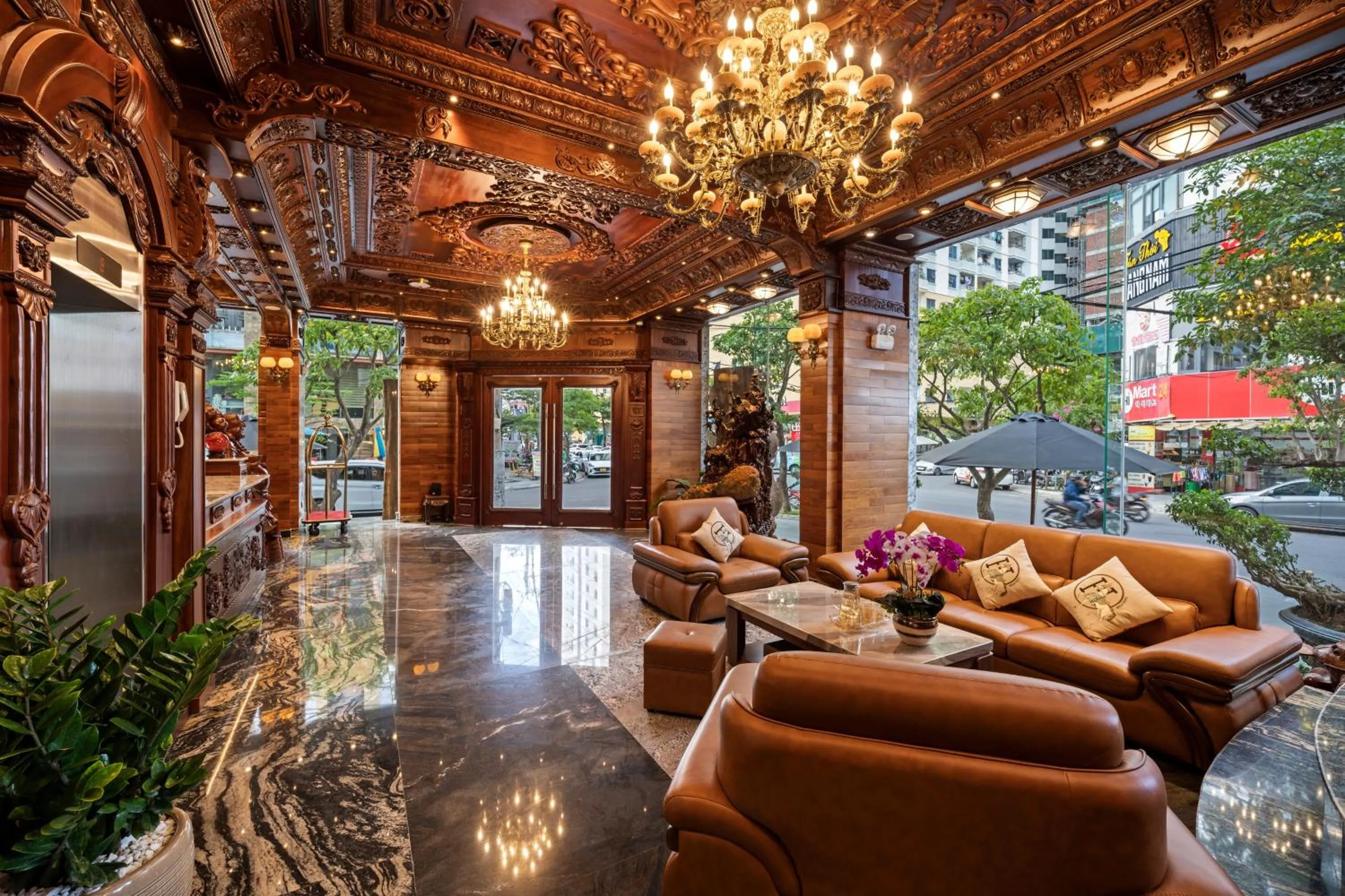 Lobby or reception in Monalisa Luxury Hotel